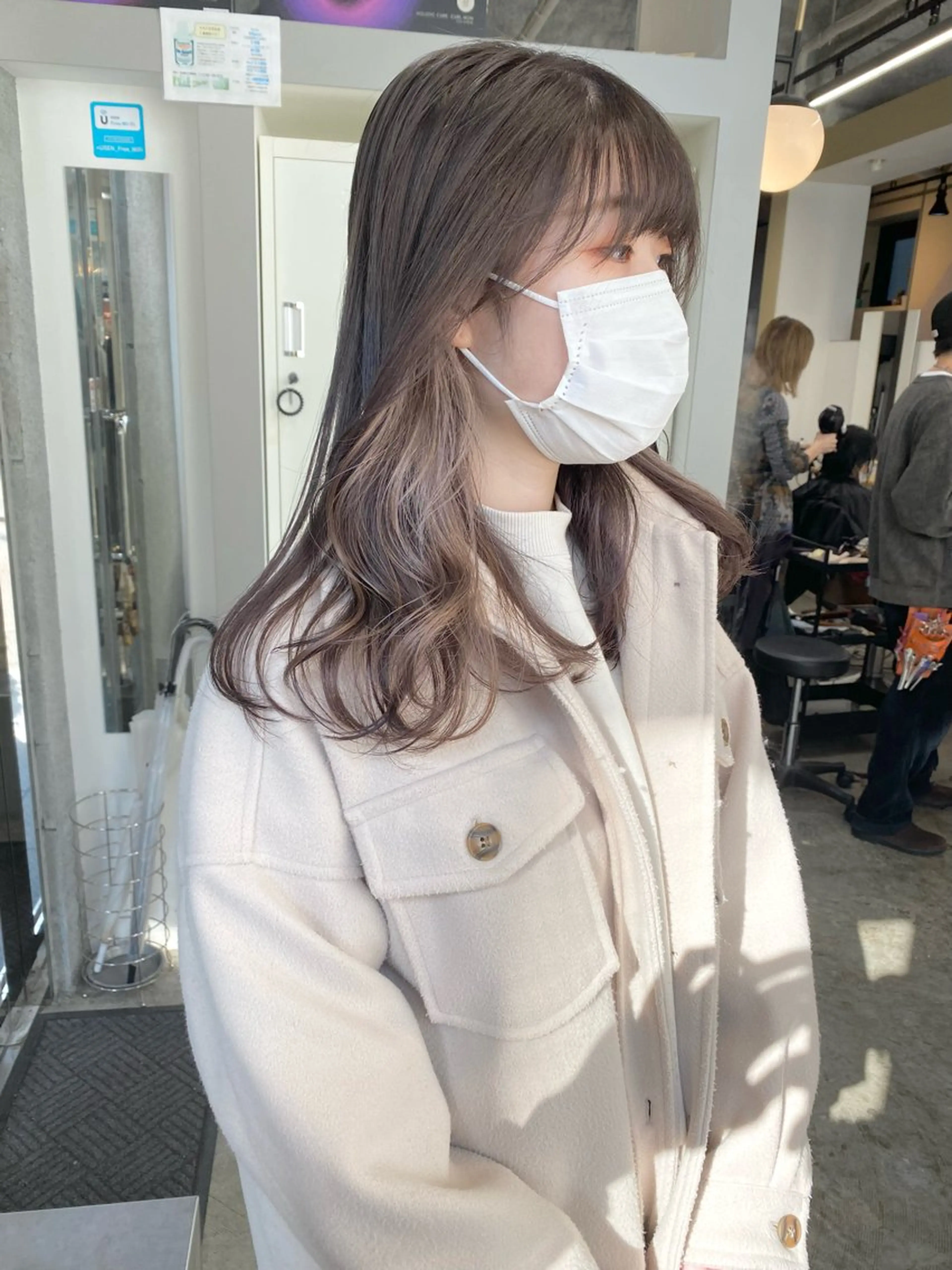 セミロング カラー ベージュカラー ブリーチ ケアブリーチ ハイトーンカラー ホワイトベージュ ヘアカラー PEYP prod ICON所属・パーマ/ケアブリーチ /博多/YOSUKEのヘアスタイル