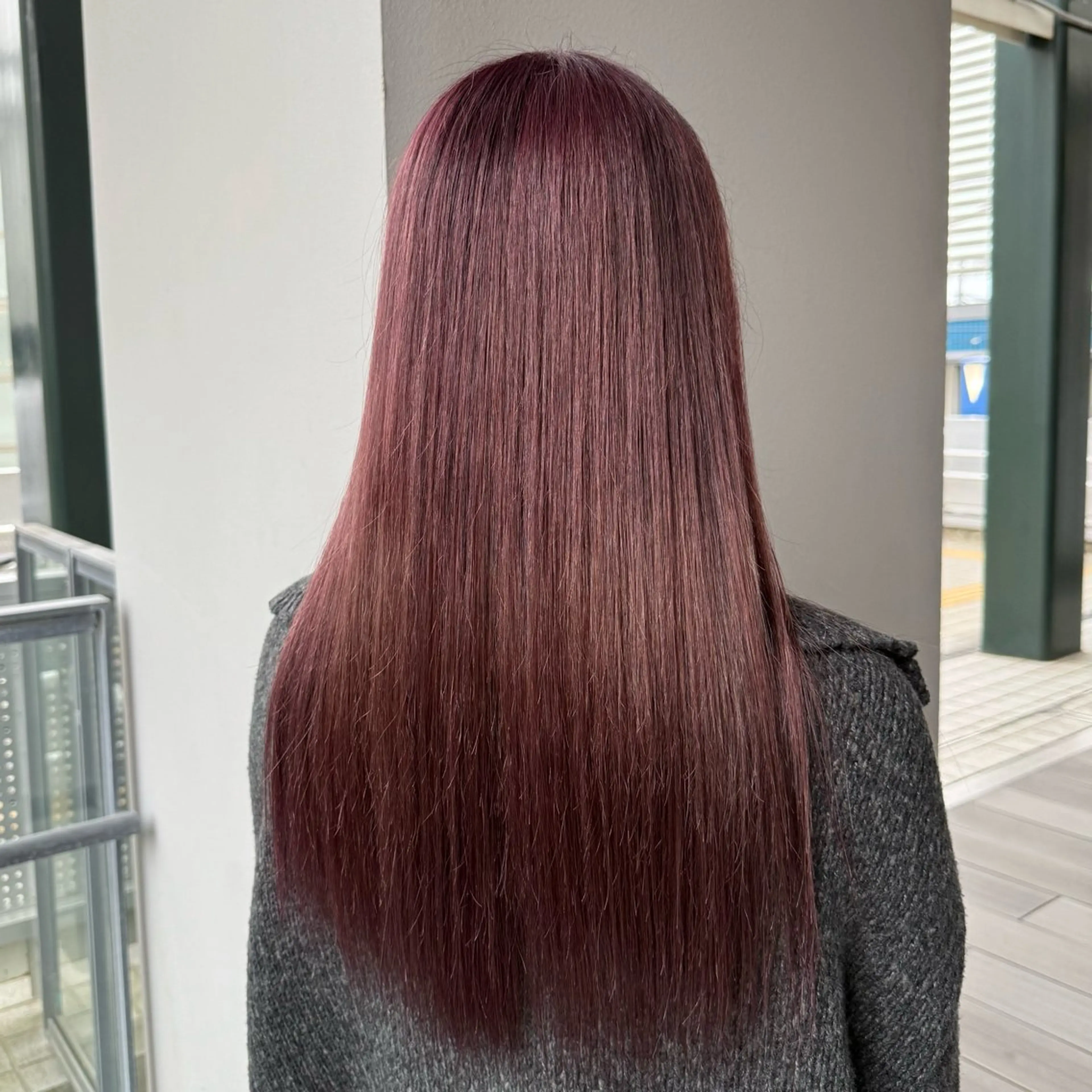 ロング カット ヘアカラー 𝐈𝐑𝐈𝐀𐙚 /透明感カラー🫧のヘアスタイル