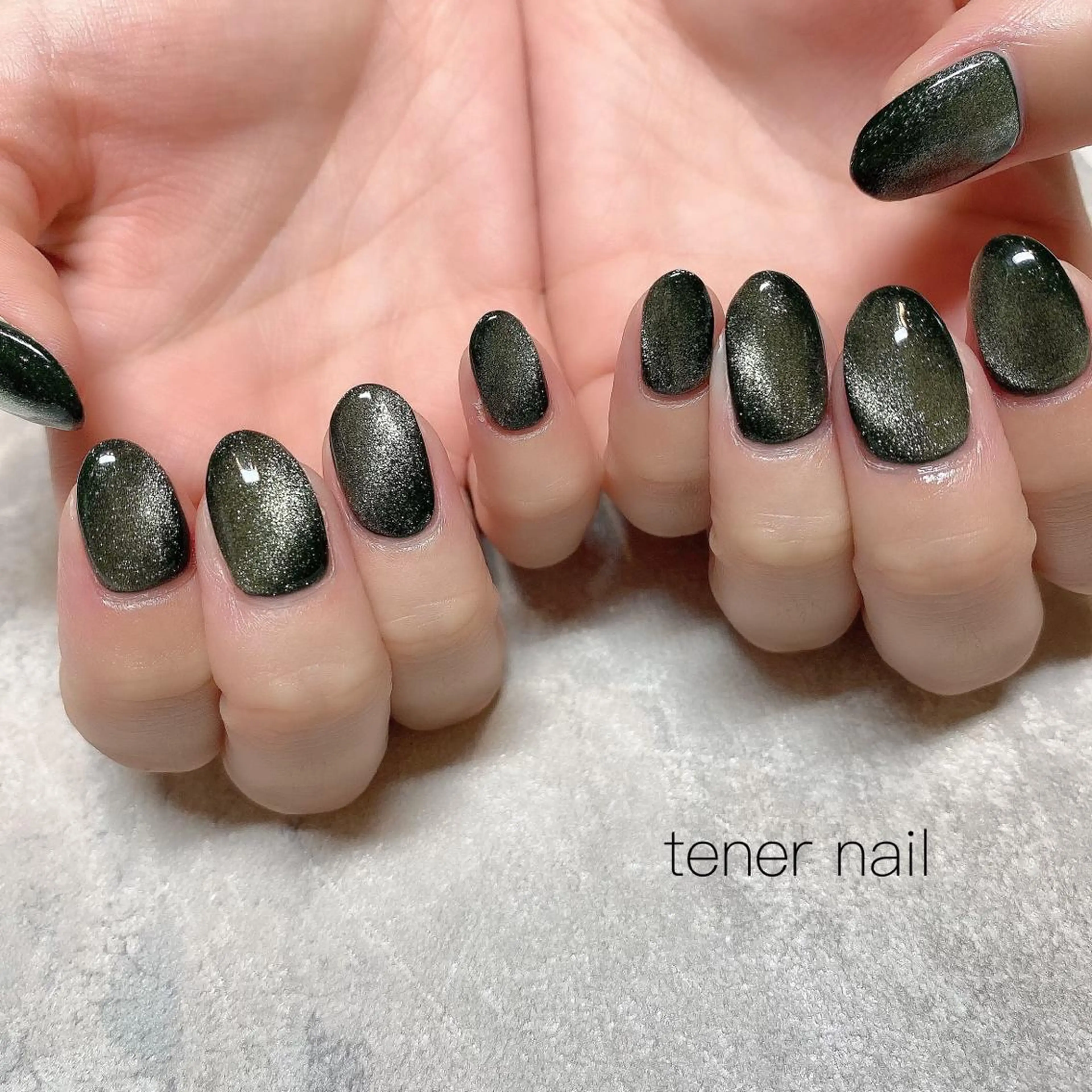 ネイル グリーン マグネットネイル テネルネイル tener nailのネイルデザイン