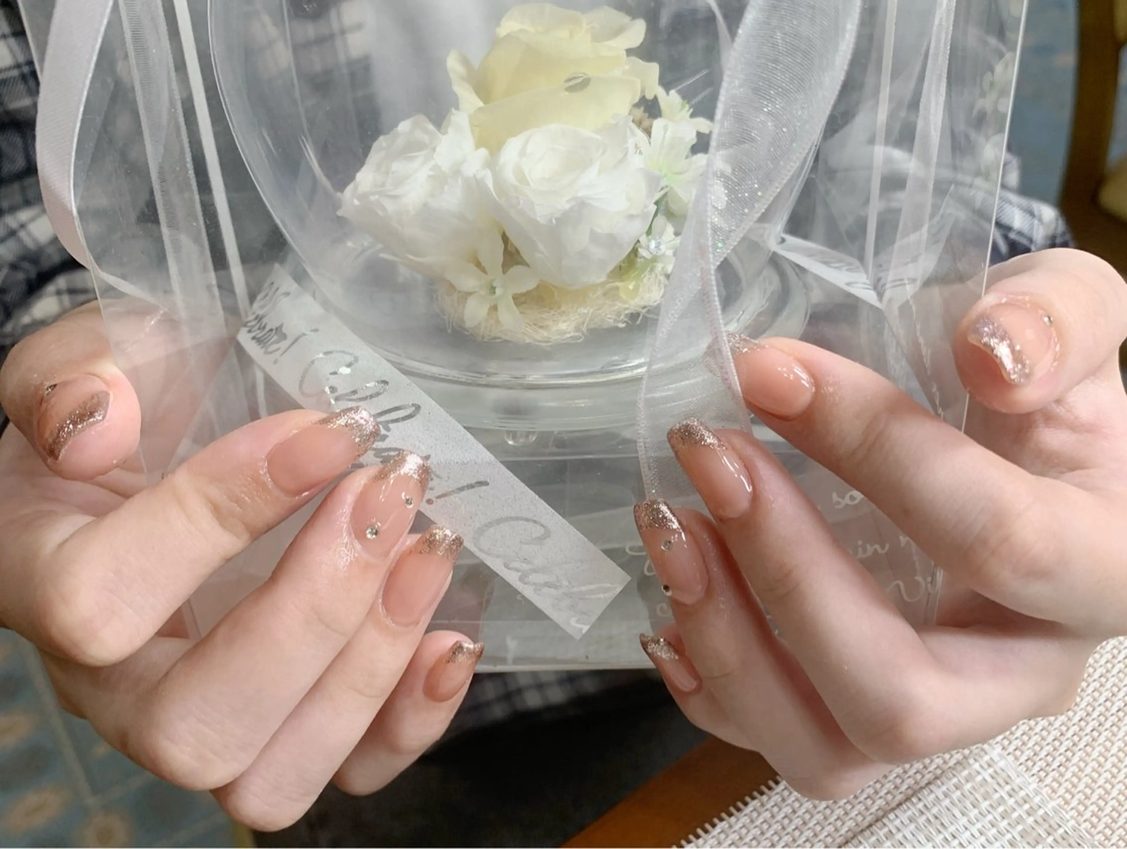 ネイル フレンチネイル ラメ(グリッター) シンプルネイル ハンドネイル AI NAのネイルデザイン