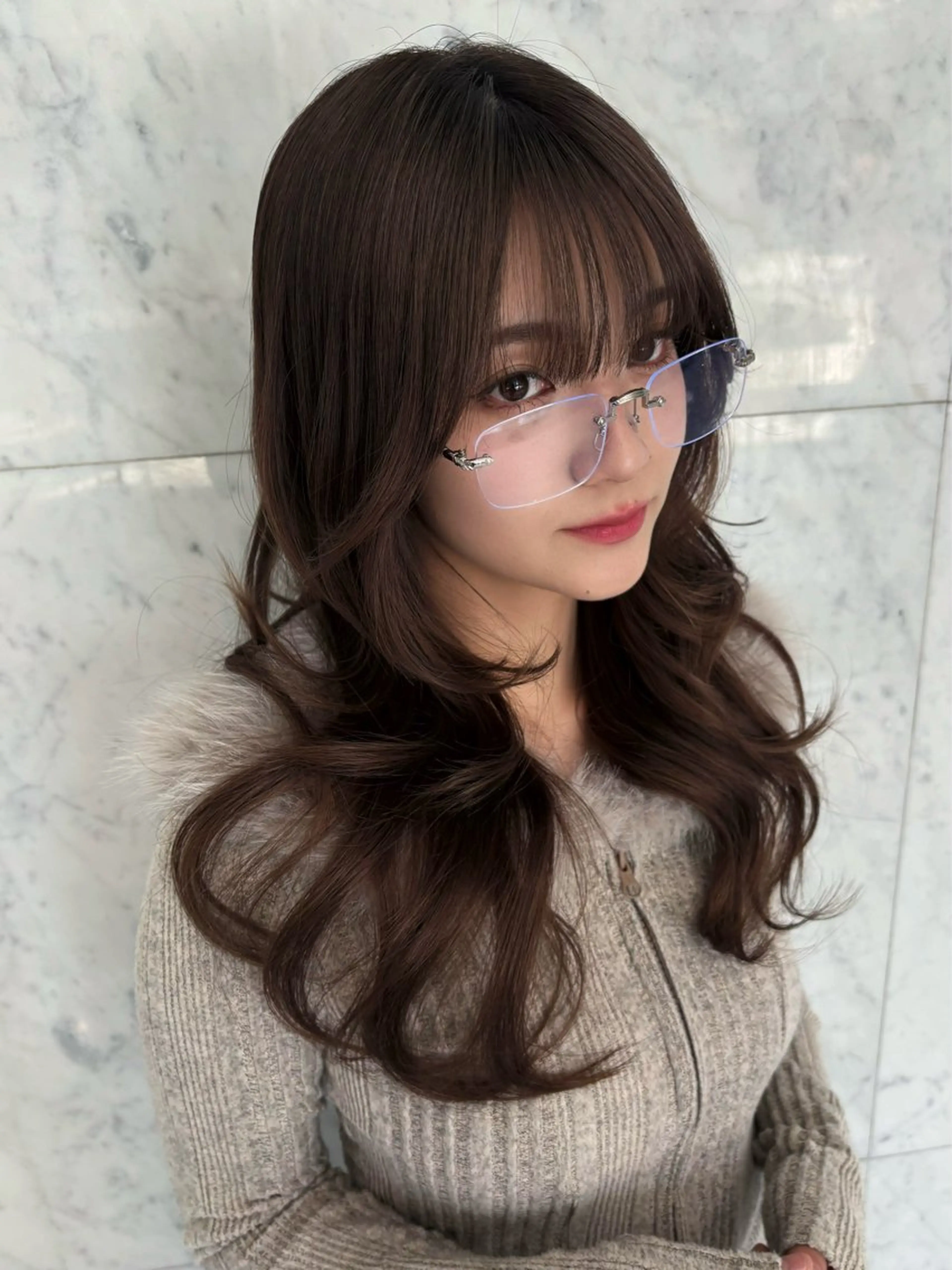 ロング カラー ハッシュカット レイヤーカット ワンホンレイヤー カット ヘアカラー トリートメント 新宿♥ハッシュカット 暖色カラー♥Unaのヘアスタイル