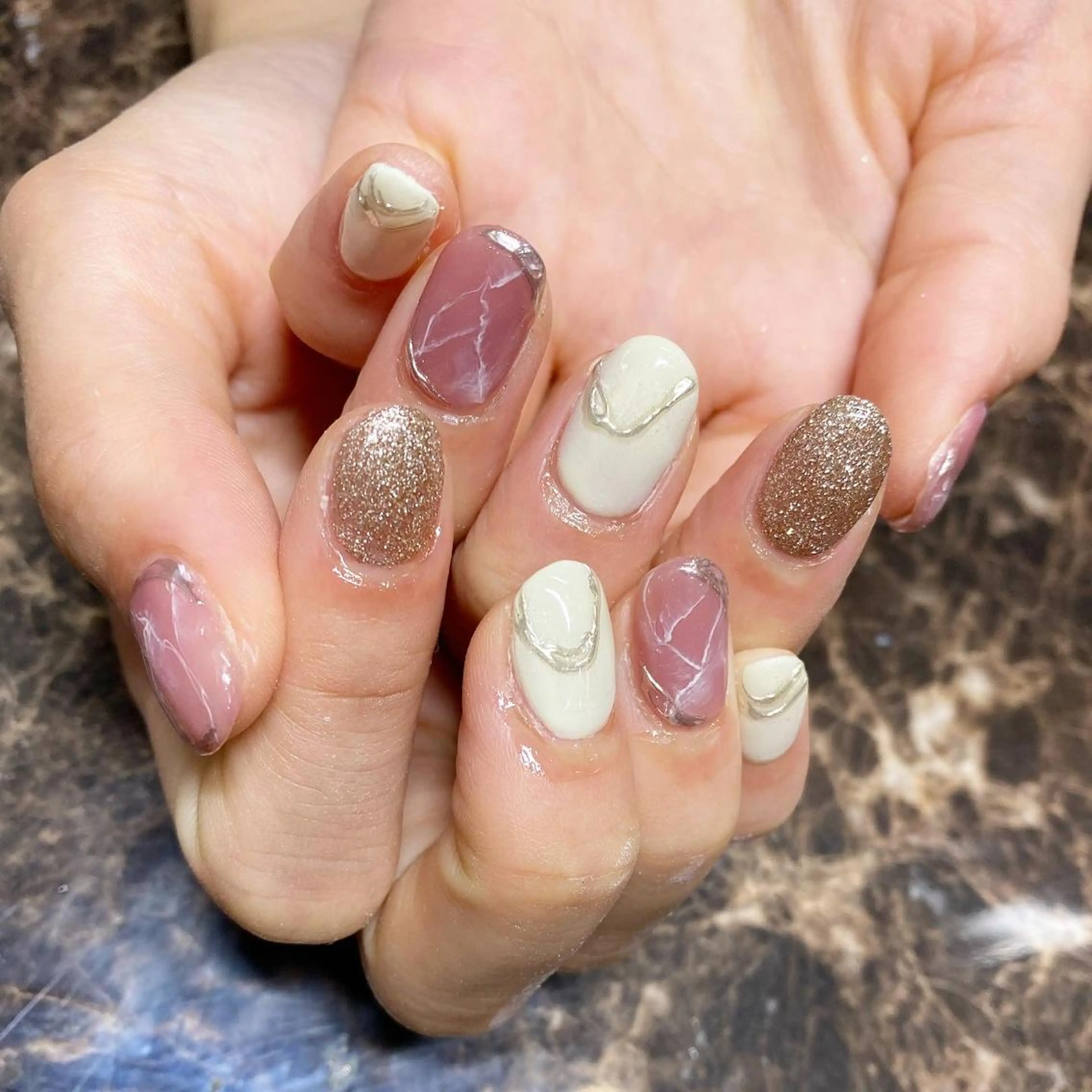 ネイル IROHA Nail 矢掛萌子のネイルデザイン