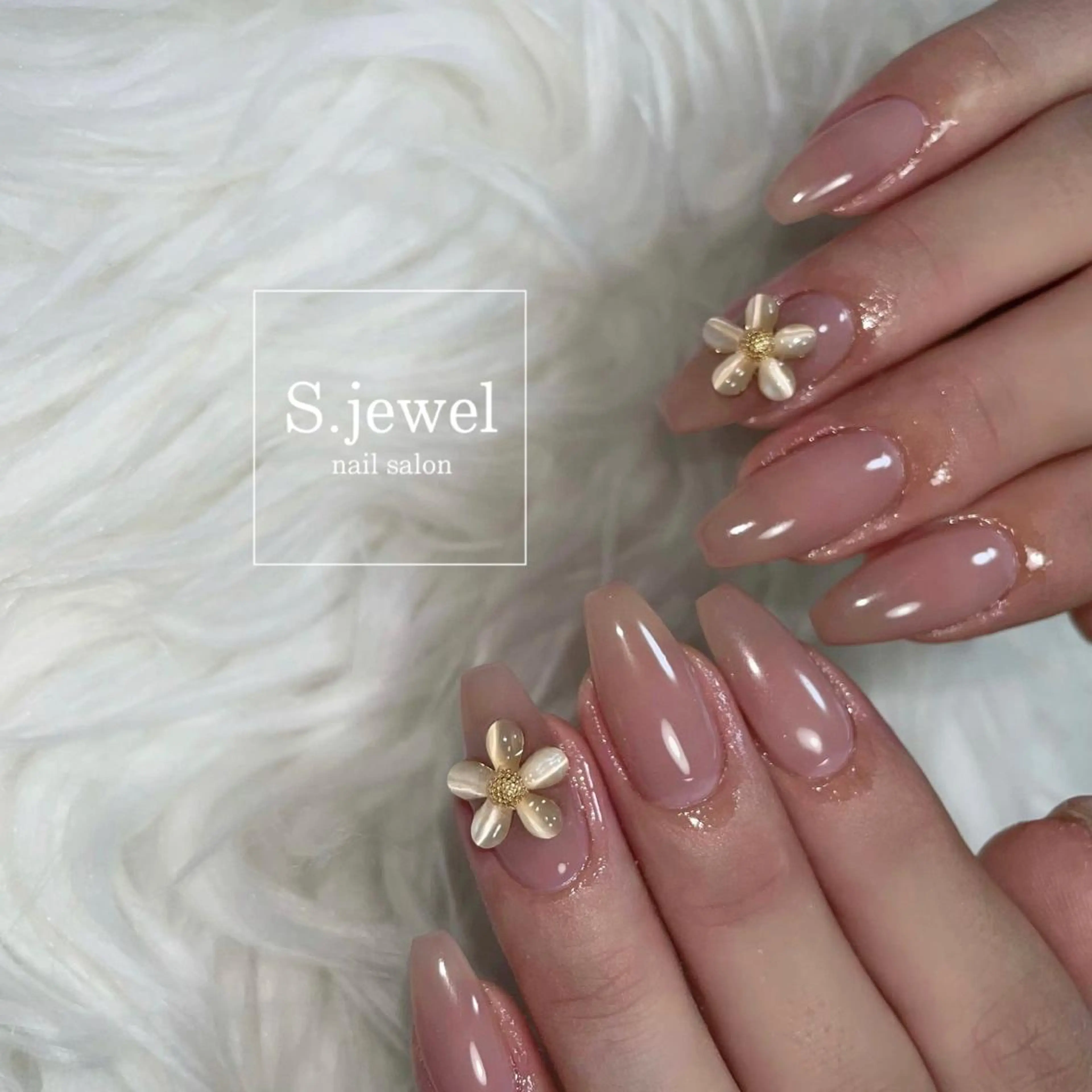 ネイル S. JEWELのネイルデザイン