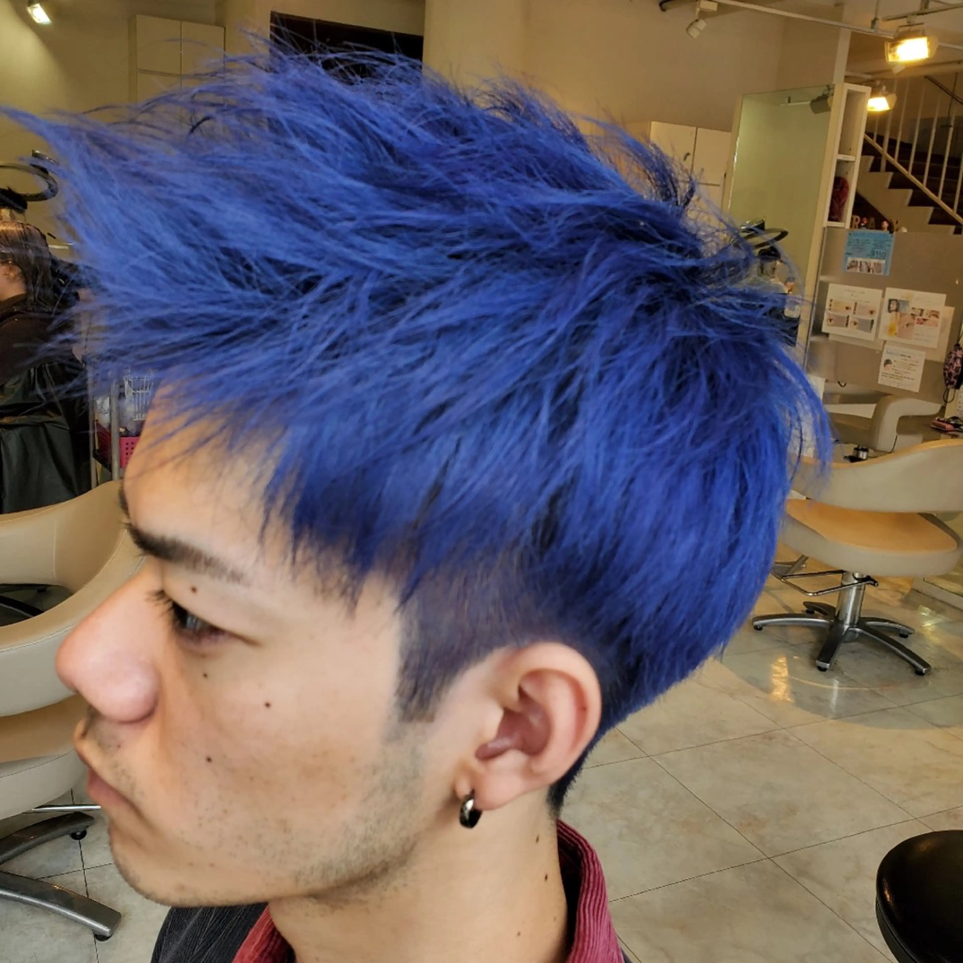 カラー ブリーチ ヘアカラー トリートメント 浦川 敬太のヘアスタイル