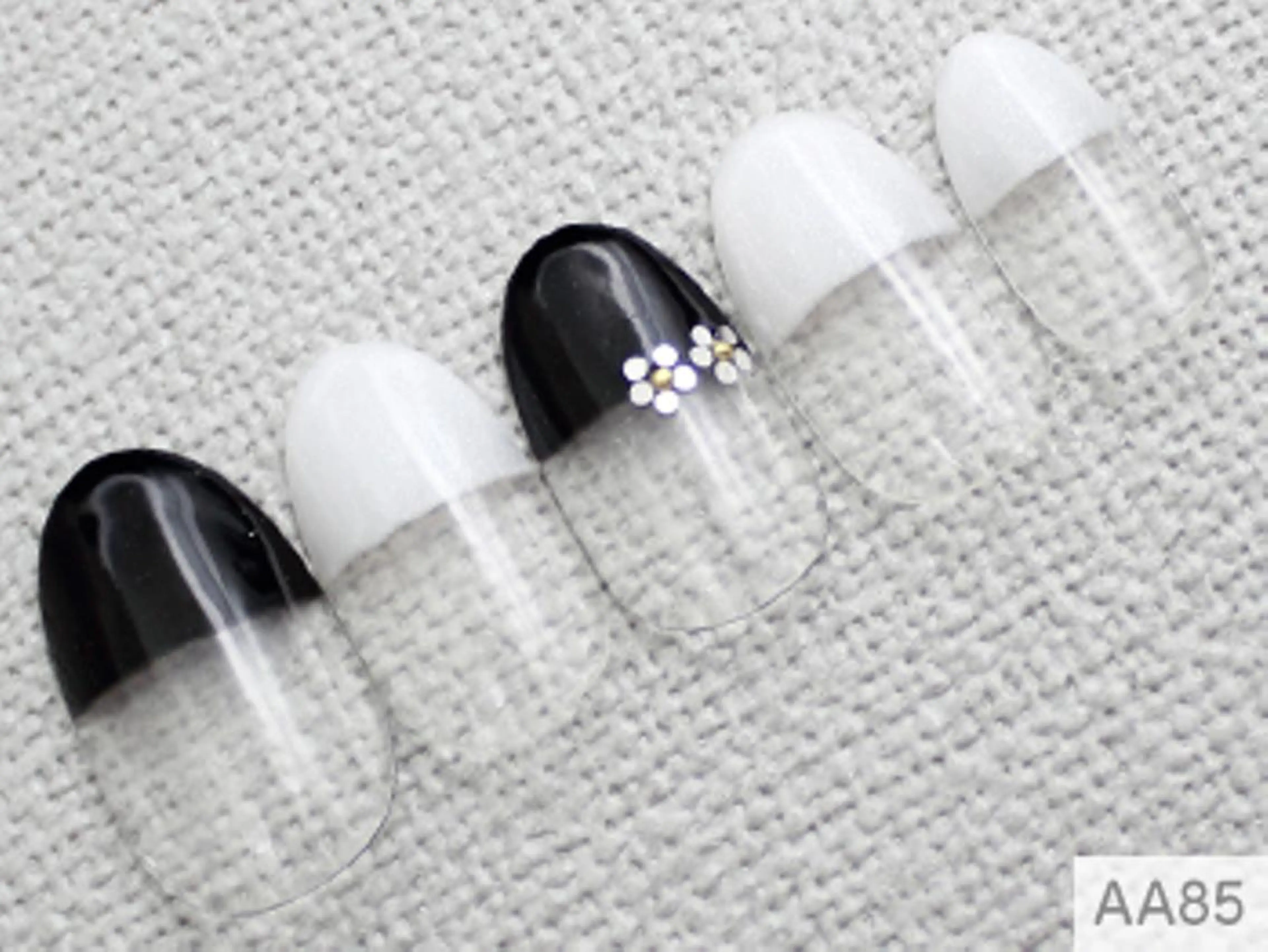 ネイル ジェルネイル マグネットネイル 🤍 Jan🤍のネイルデザイン