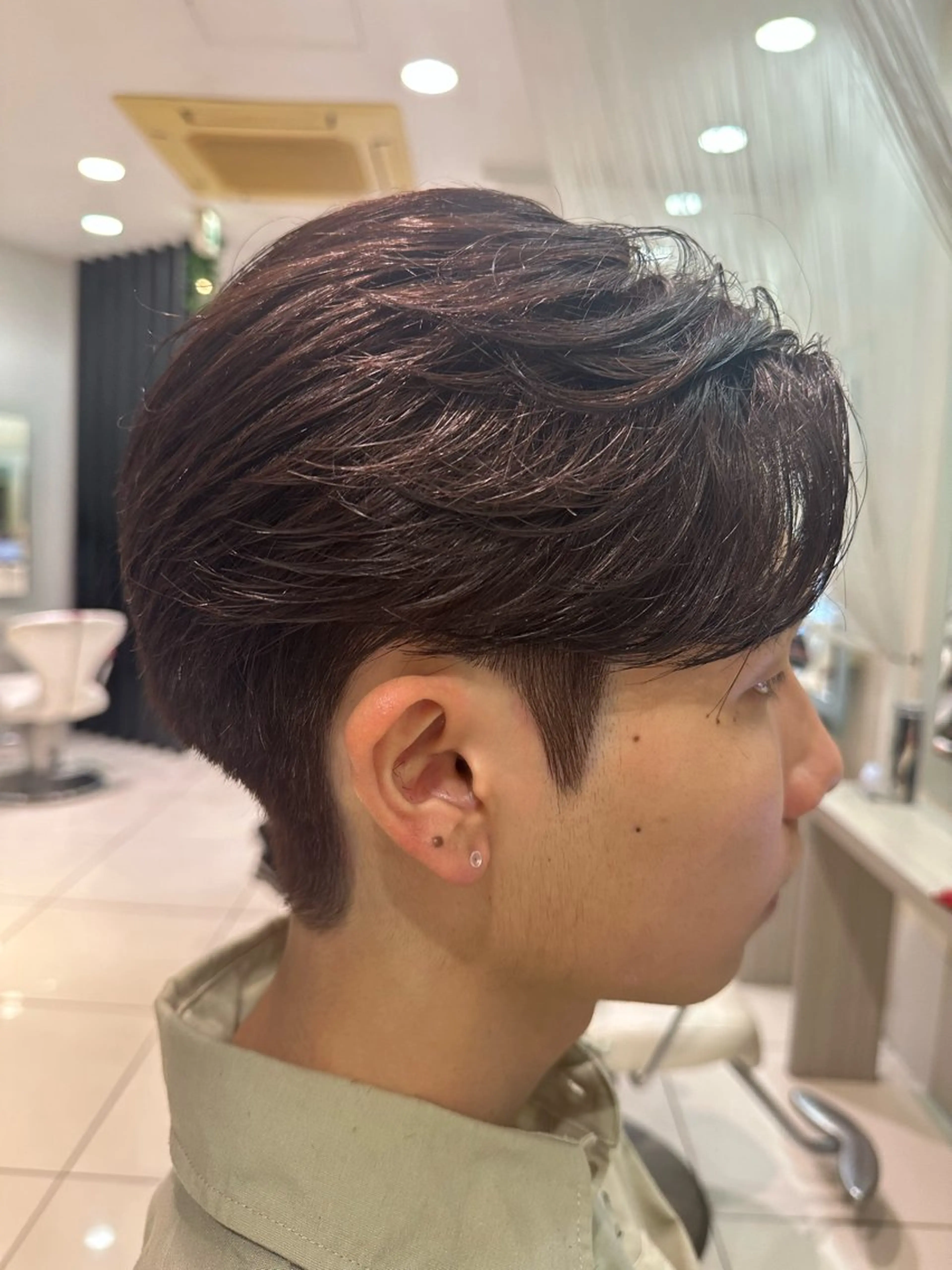 カラー メンズ アッシュ アッシュブラウン ブラウンカラー カット ヘアカラー 市川透明感カラー &パーマ美容師Kaiのヘアスタイル