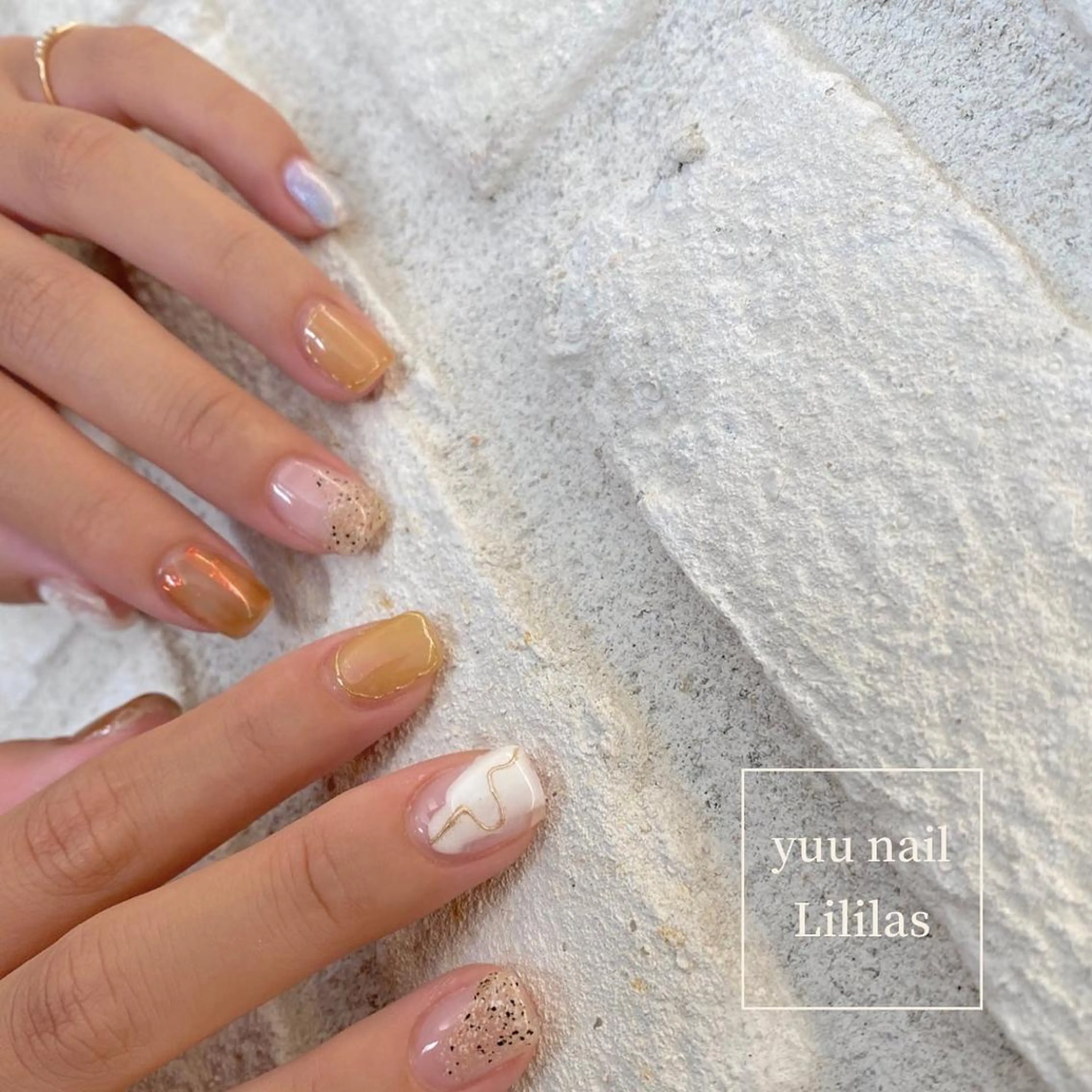 ネイル アートネイル オーロラネイル 入学式 長さ出し フレンチネイル Lililas サロン&スクールのネイルデザイン