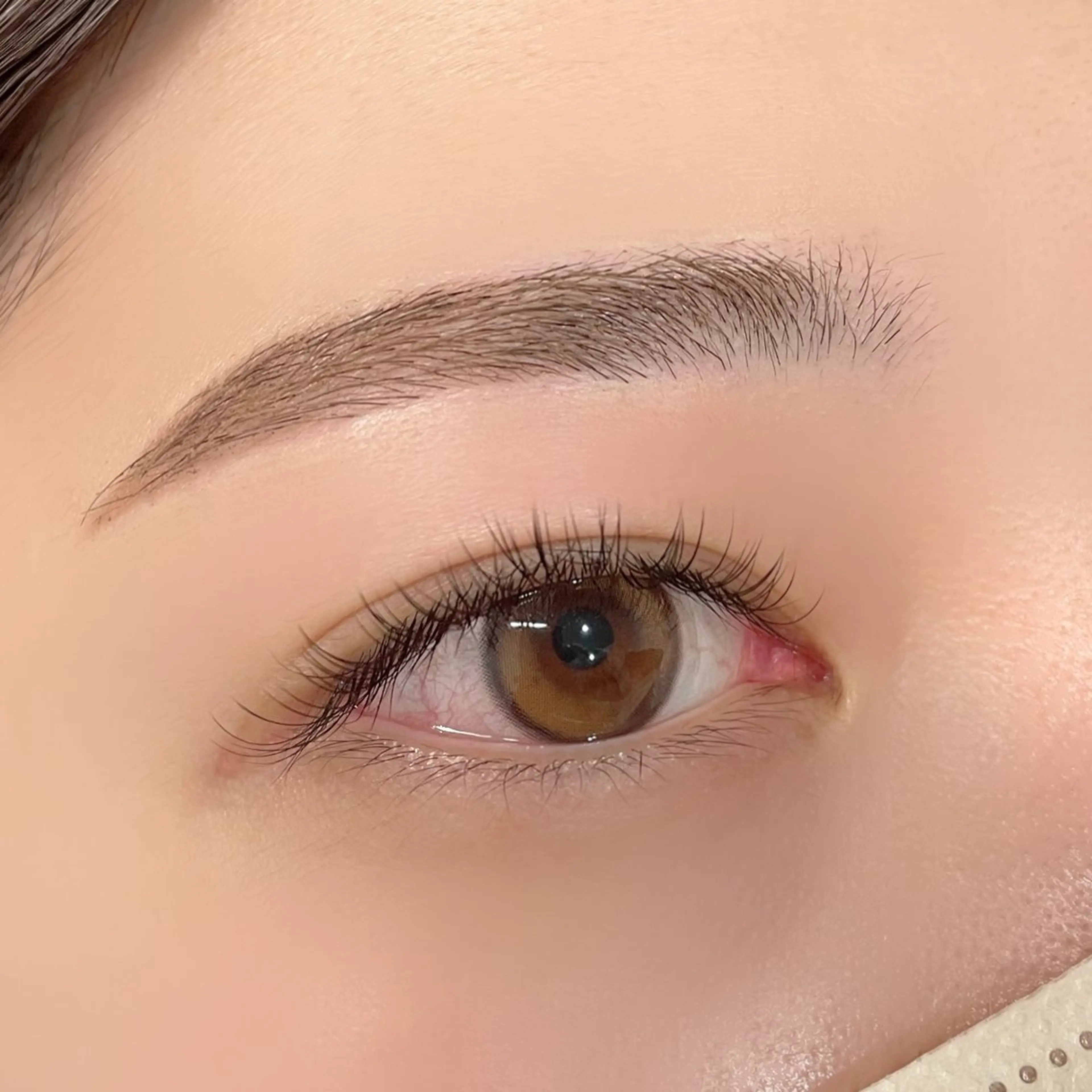 マツエク・マツパ アイブロウ フラットラッシュ EYEMAJIC Pure★高見の眉毛・アイブロウイメージ