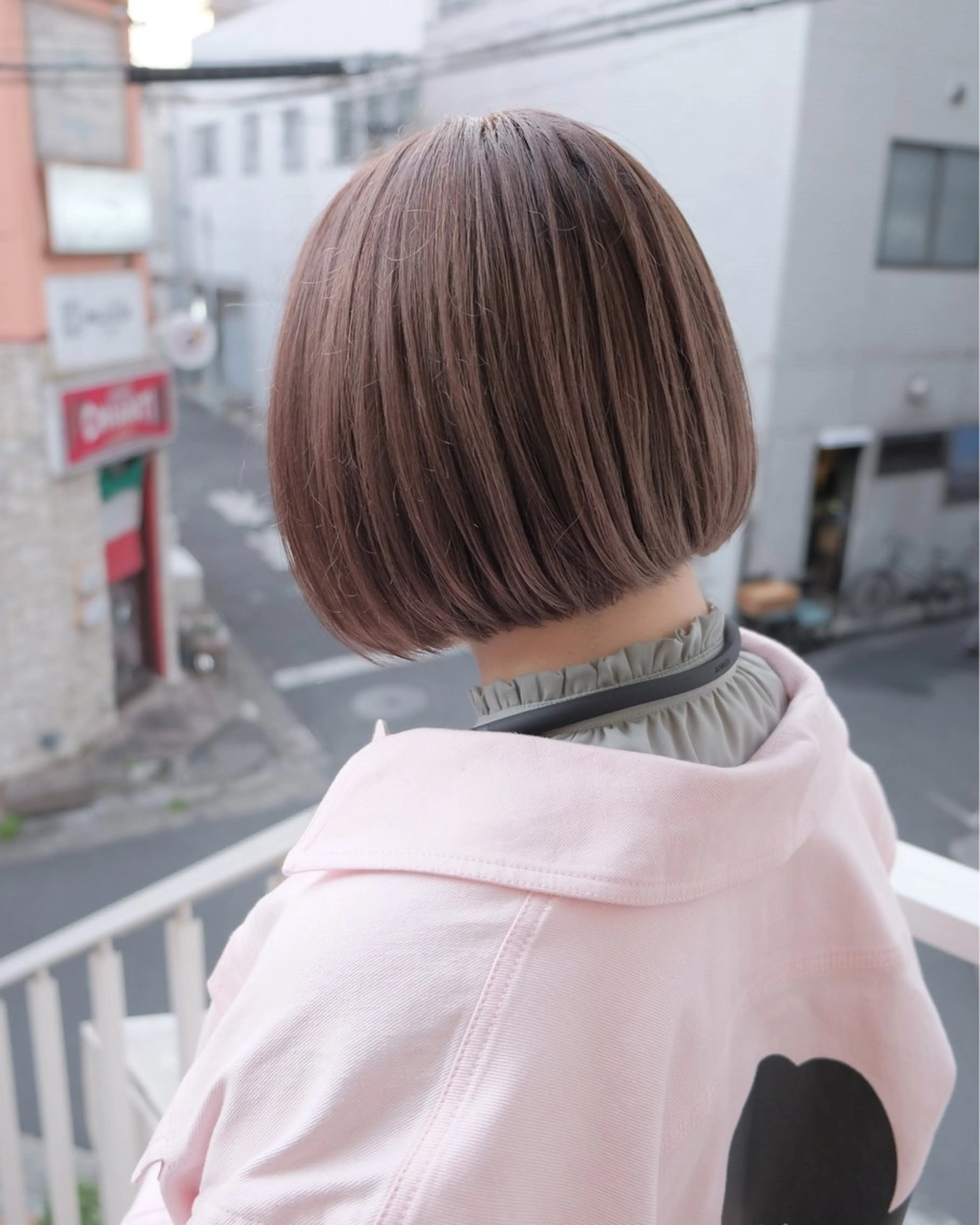 ショート カラー ベージュカラー ブラウンカラー ボブ 大人女性のショート 戸高昌紀のヘアスタイル