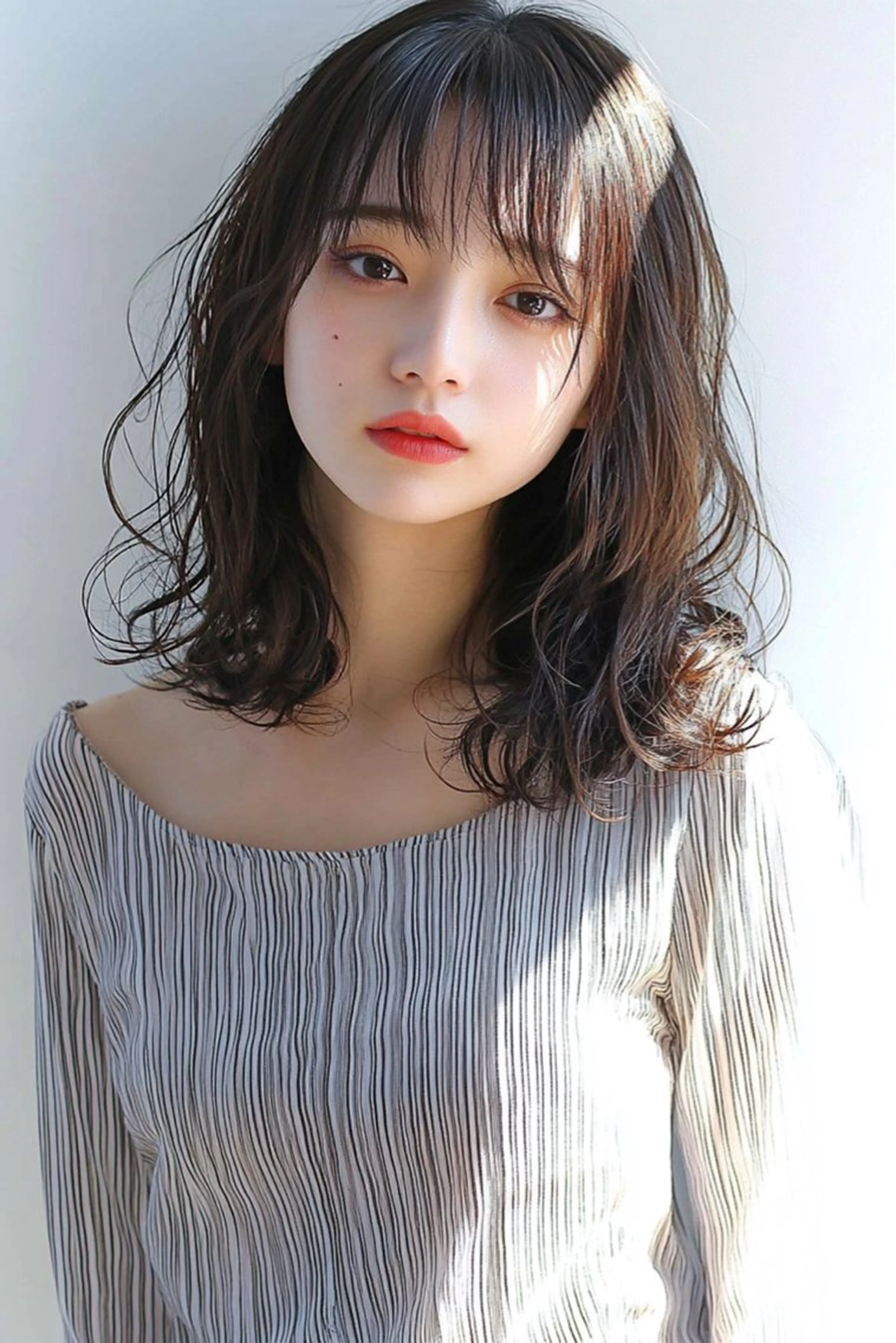 セミロング カラー グレージュ ヘアカラー トリートメント 艶カラー YOSHIMURAのヘアスタイル