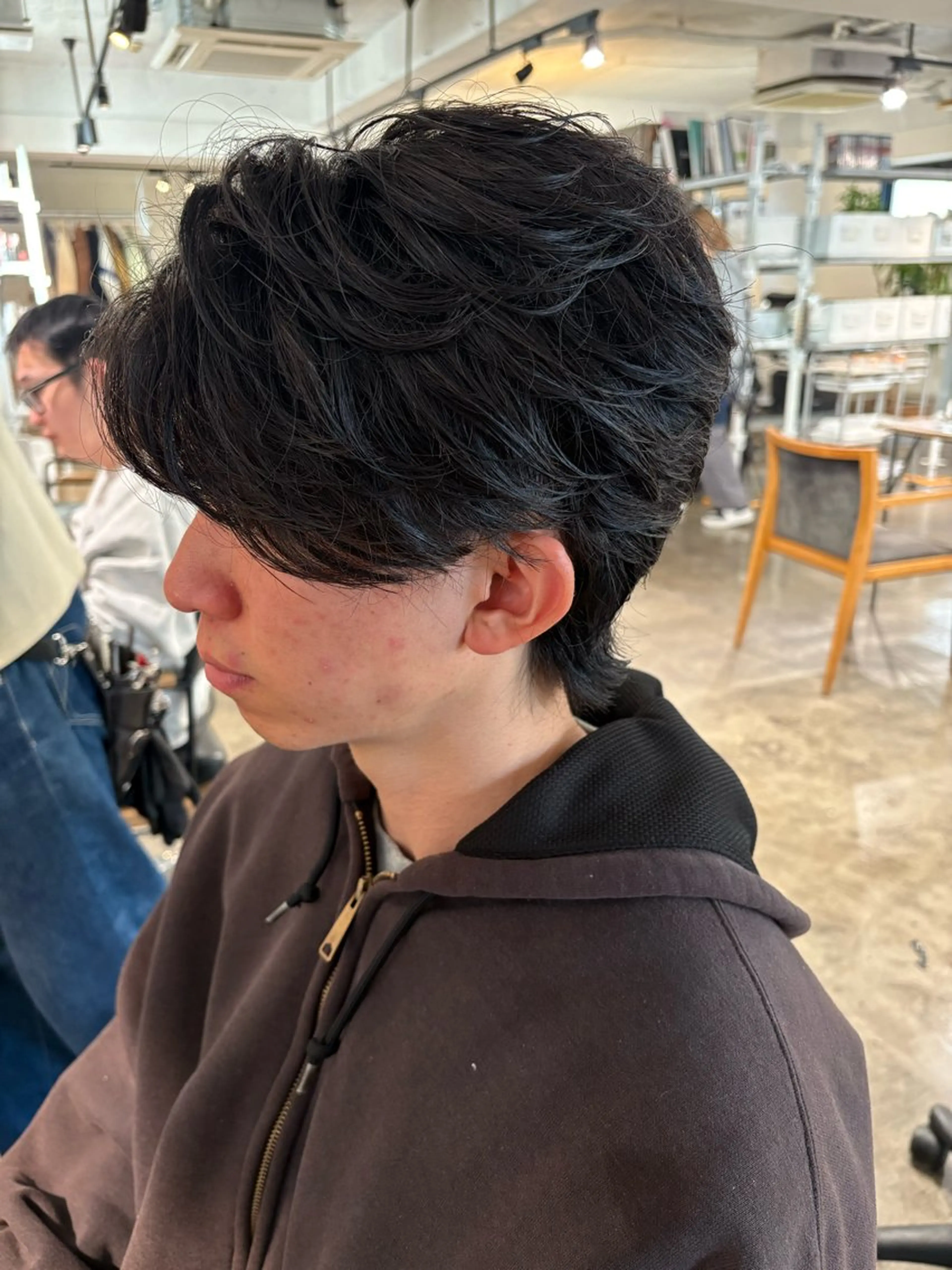 ショート パーマ メンズ センターパート ダウンパーマ フェザーパーマ カルマパーマ メンズ韓国風 become men's hair 名駅店所属・名駅/フェザーパーマ 韓国ヘア/森岡のヘアスタイル