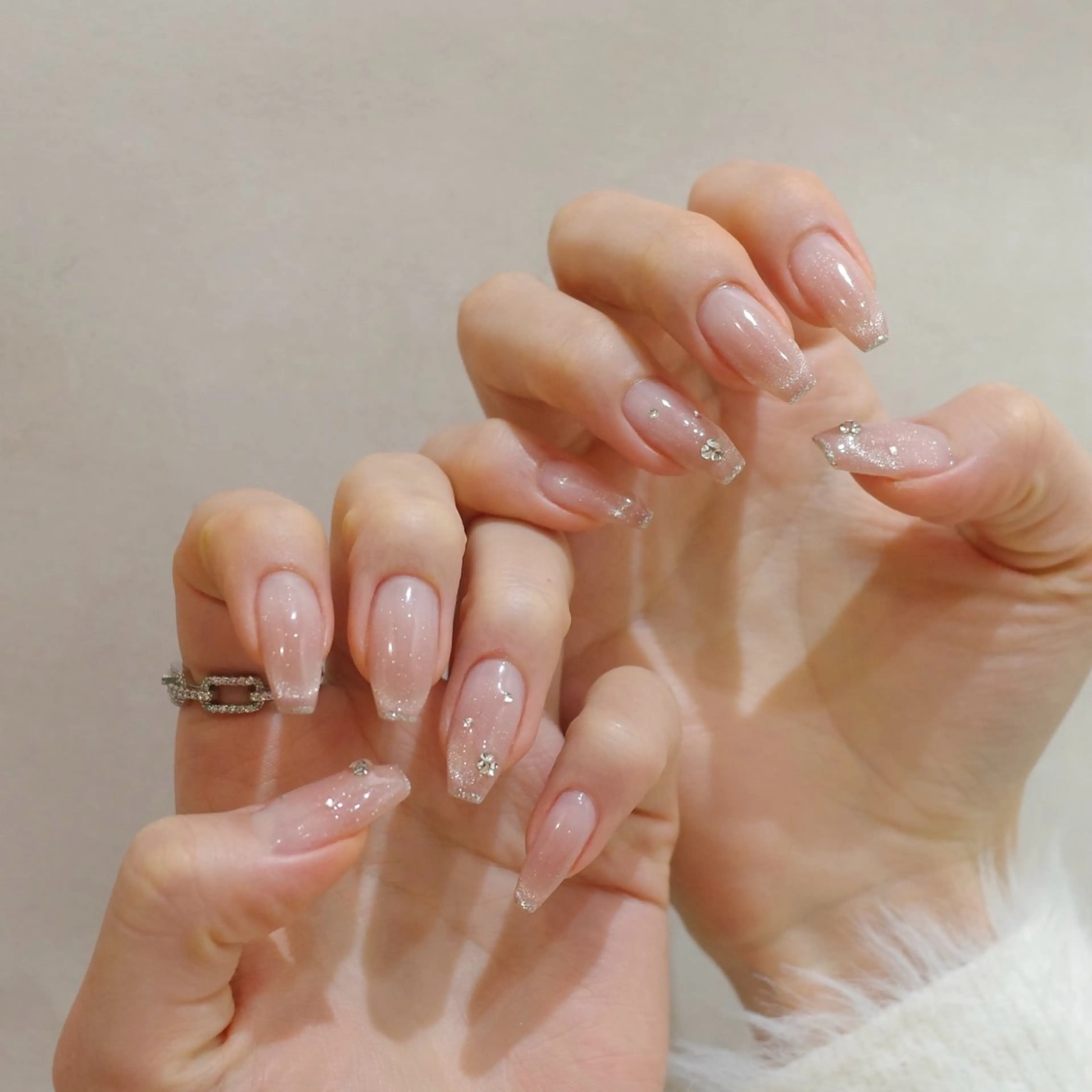 ネイル フレンチネイル ハンドネイル reika .のネイルデザイン