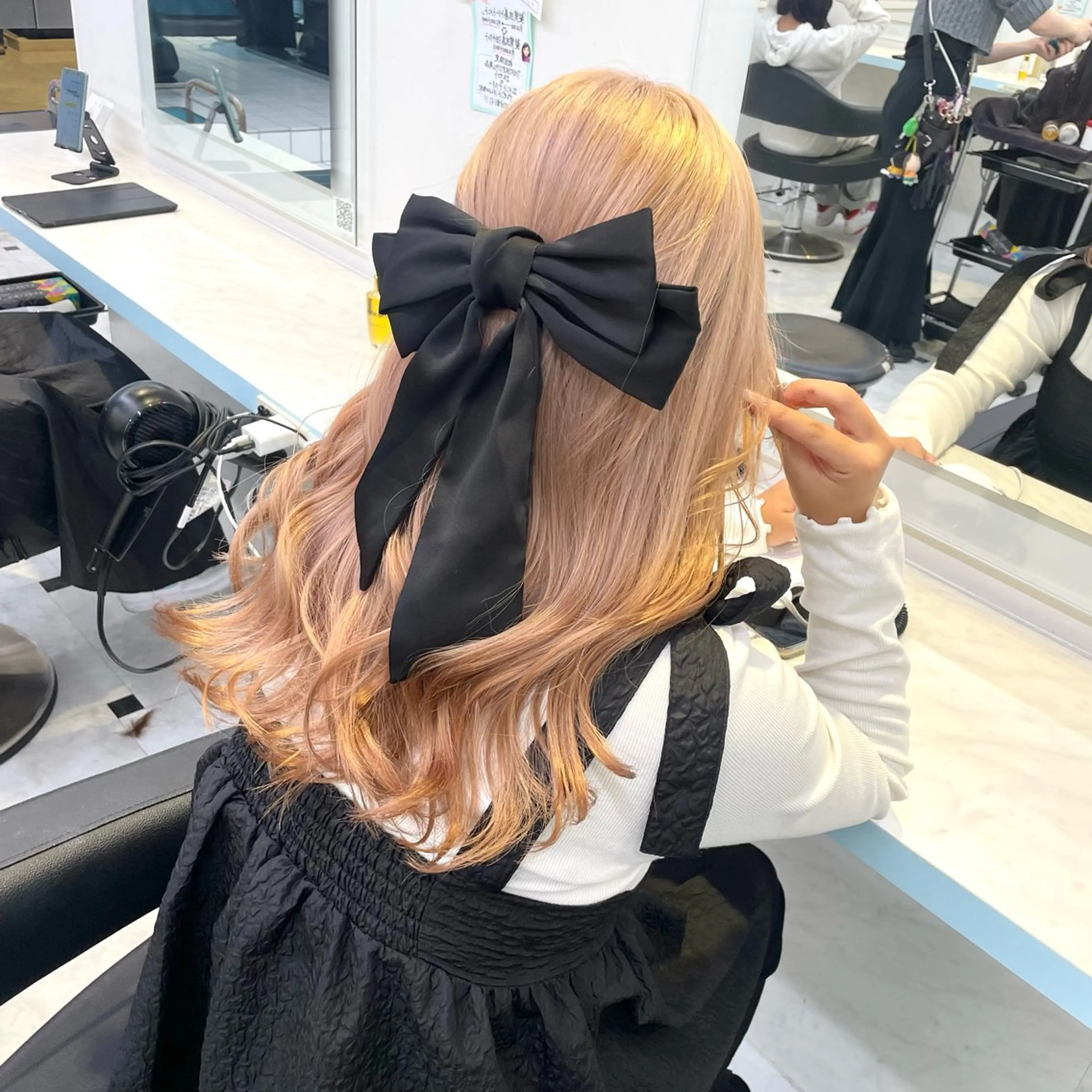 ⚡️♡黒染めしてる方専用メニュー♡⚡️黒染め撃退ブリーチ2回+カラー+オリジナルトリートメント🧸の写真