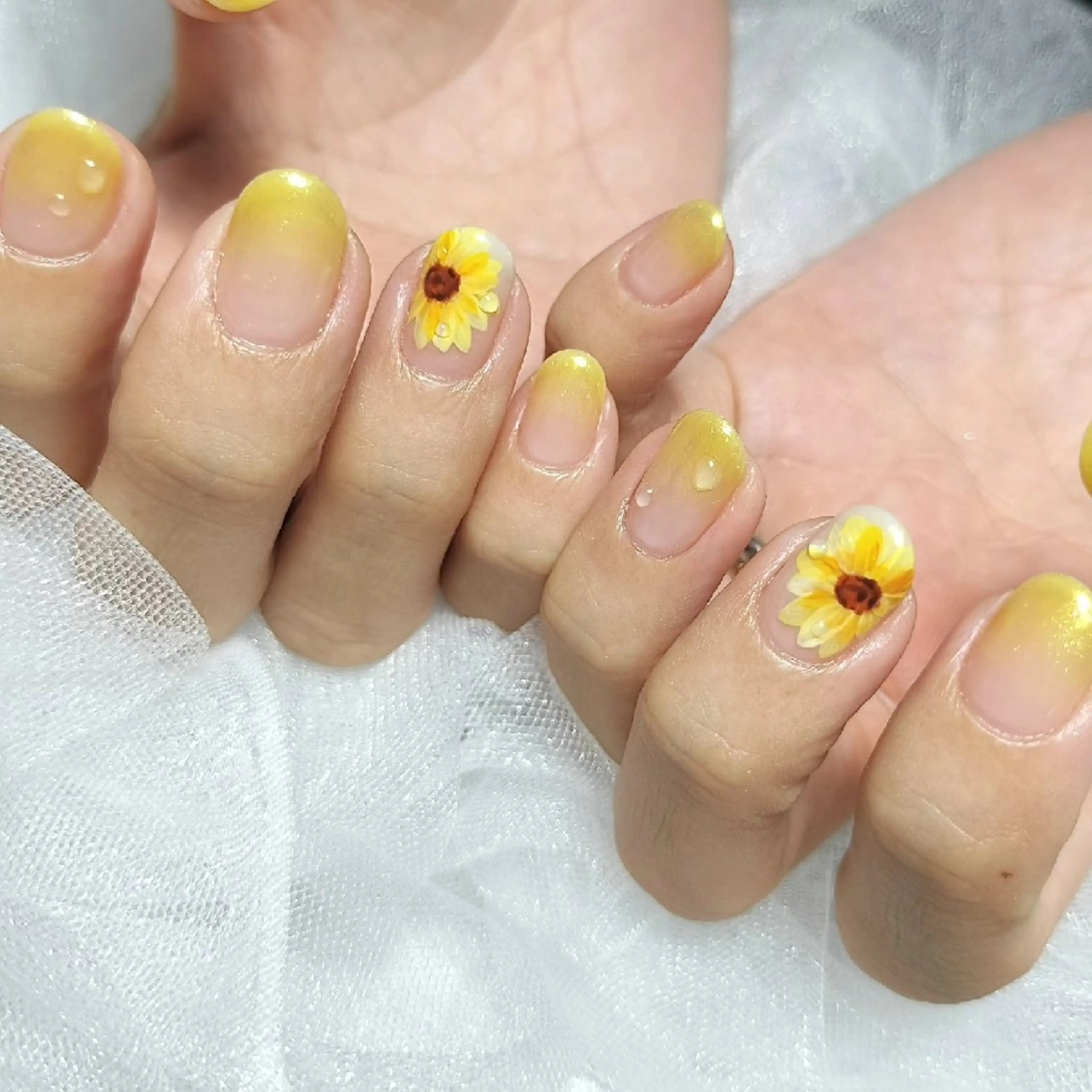 ネイル rokunana 佐野のネイルデザイン