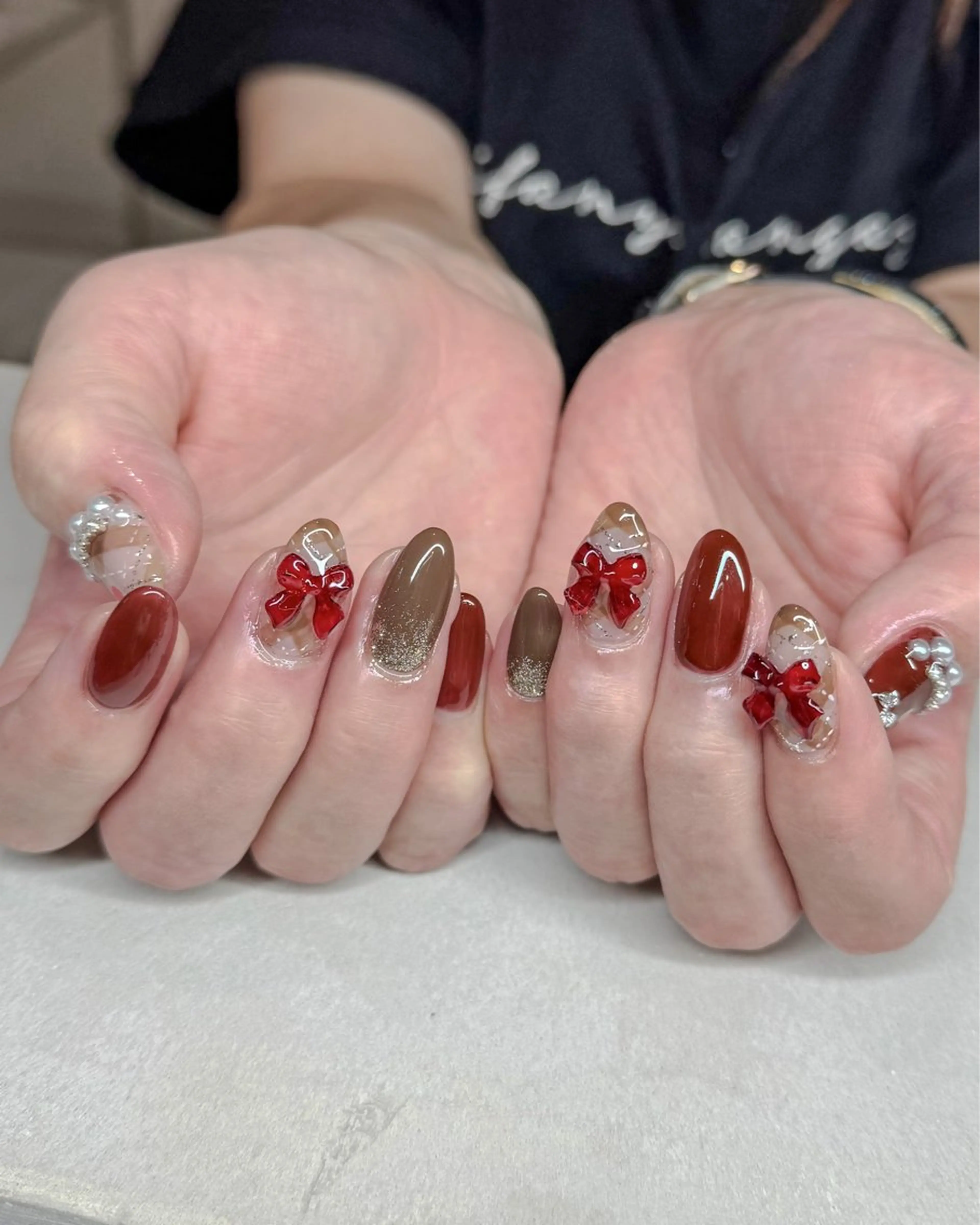 ネイル ハンドネイル ハンドケア num-fi Aiのネイルデザイン