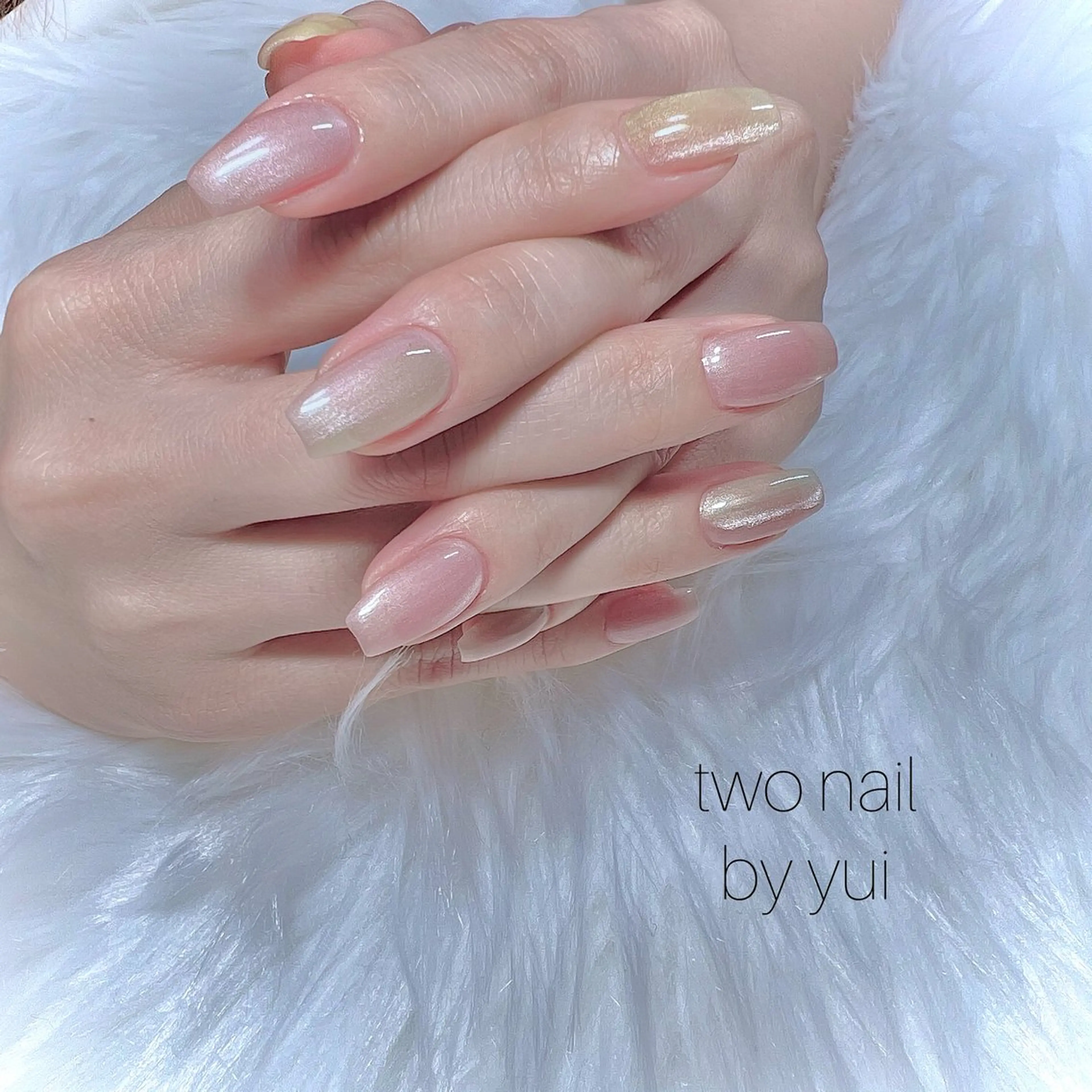 ネイル アートネイル マグネットネイル ネイルチップ ホワイト ハンドネイル two nailのネイルデザイン