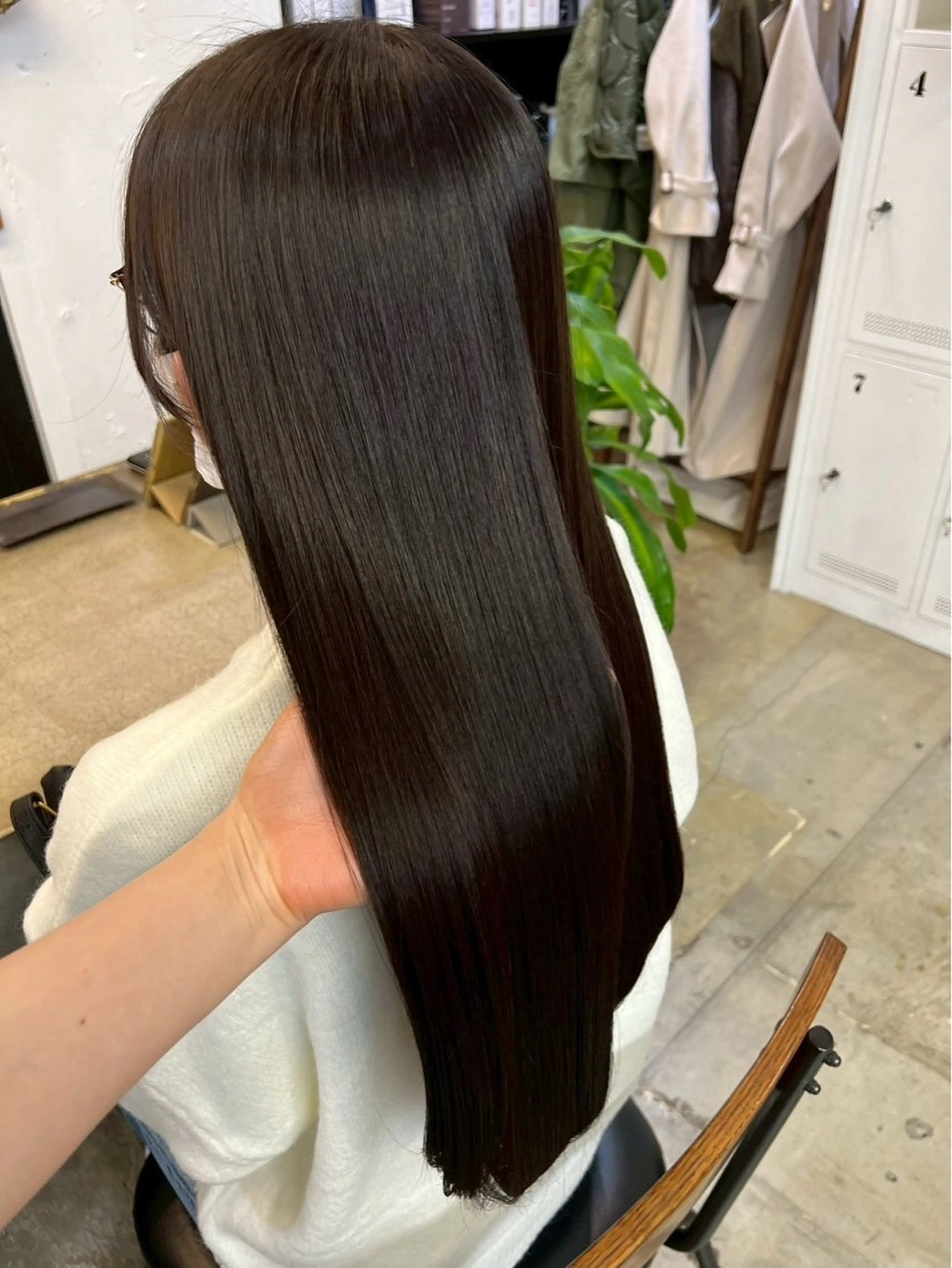 ロング カラー 縮毛矯正 トリートメント 似合わせカラー /髪質改善✨レオンのヘアスタイル