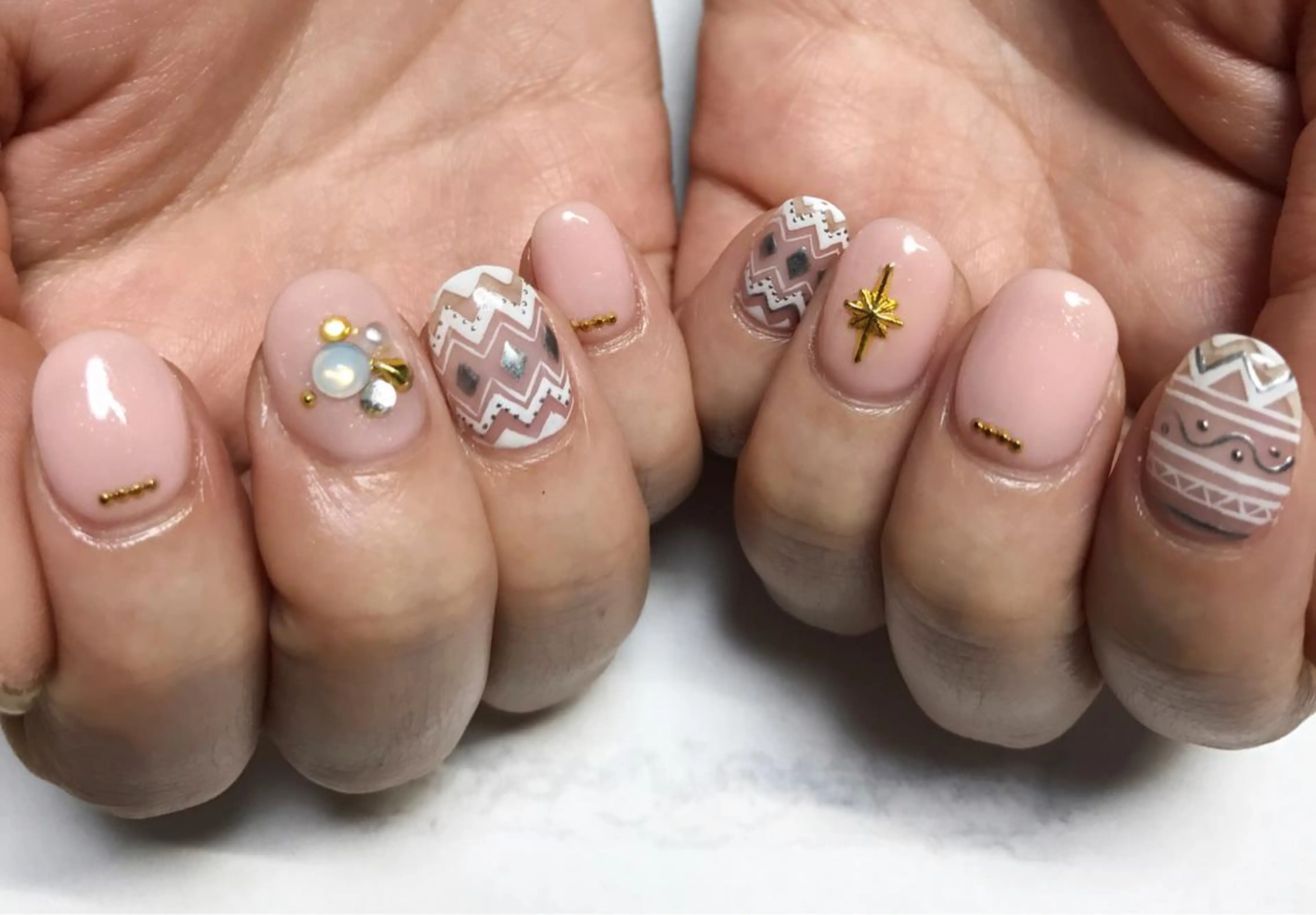 ネイル アートネイル ハンドネイル nail salon en familleのネイルデザイン