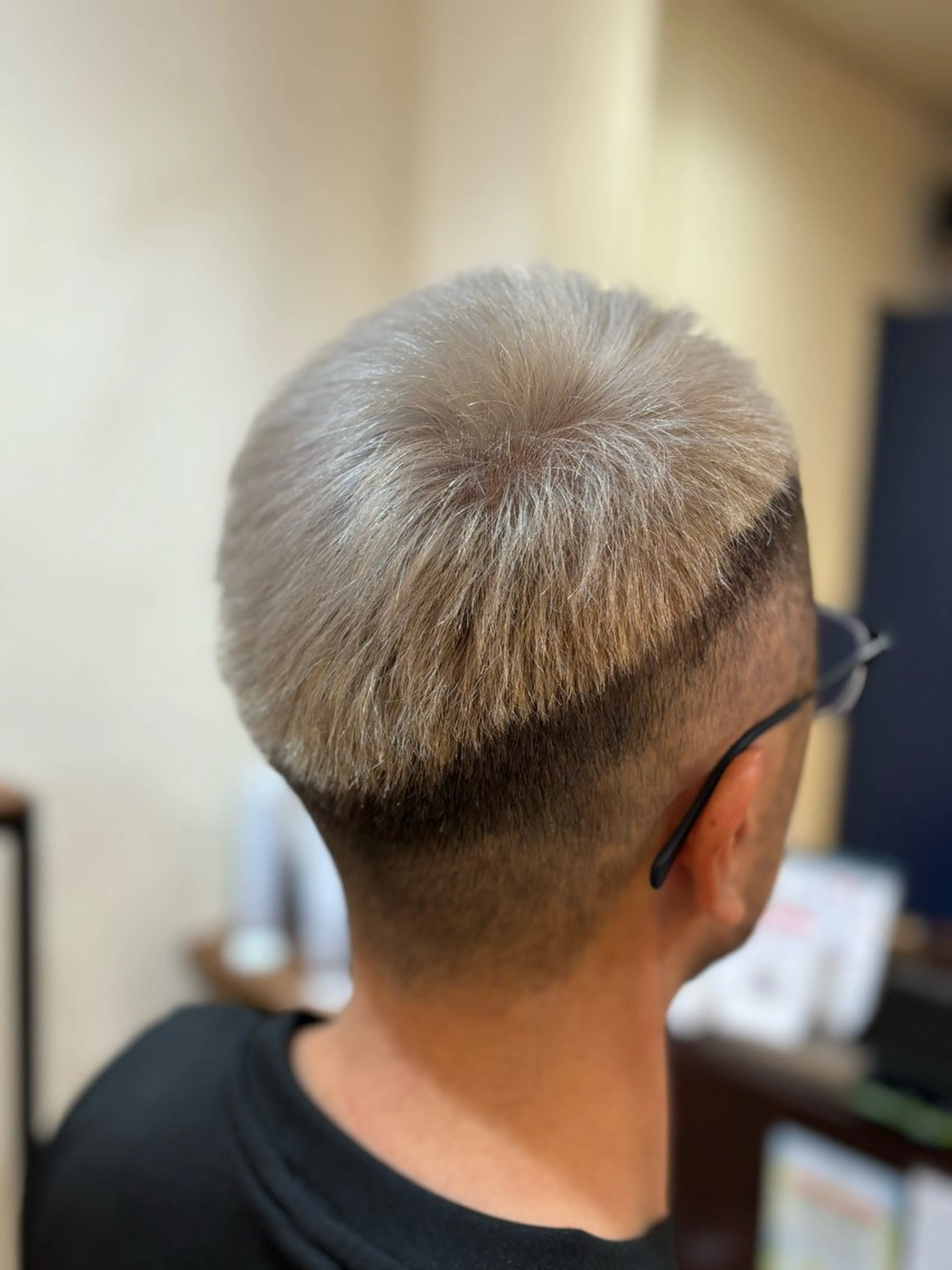 ショート カラー メンズ 永作 真司のヘアスタイル