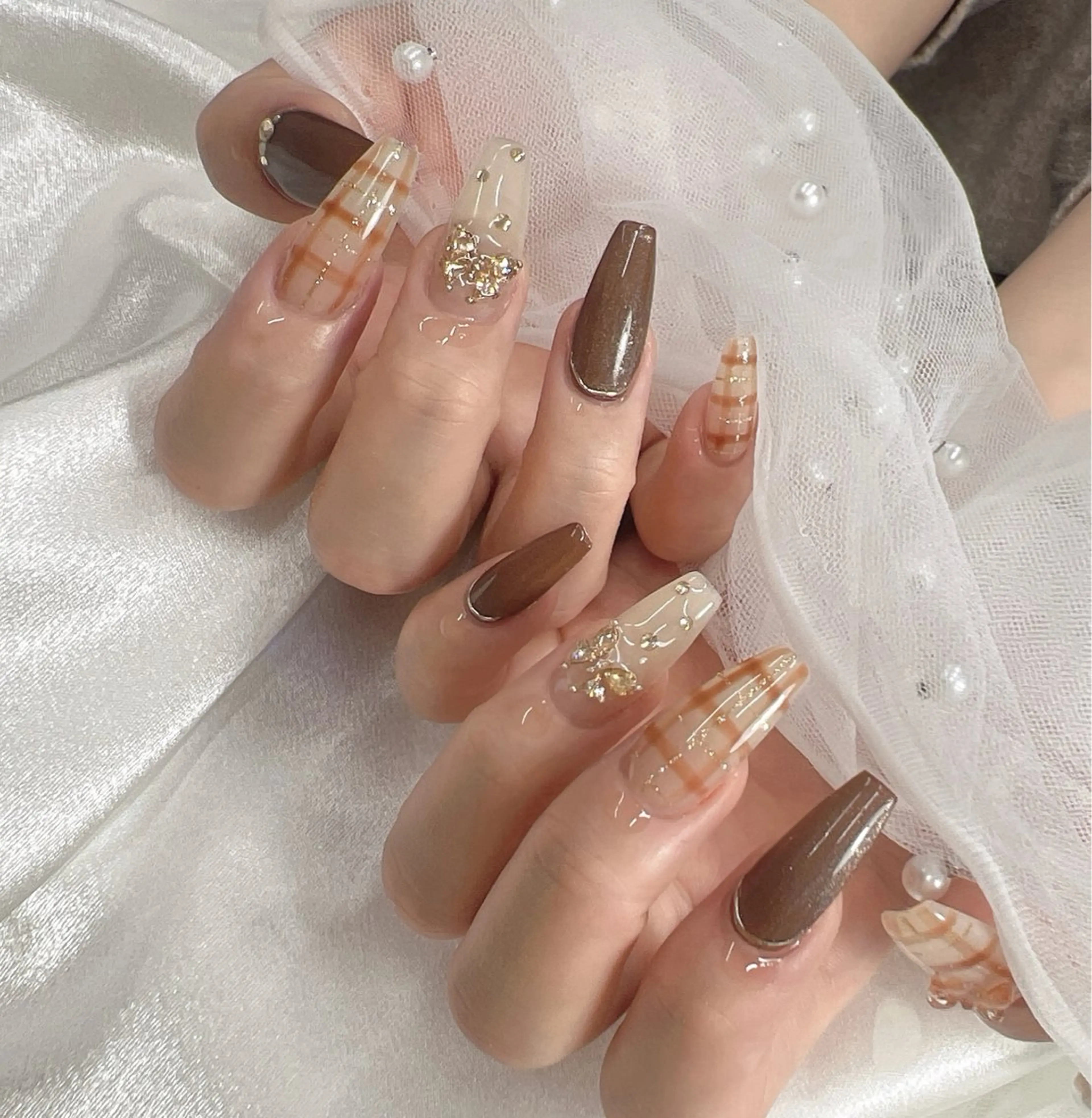 ネイル ミラーネイル ハンドネイル bijou nails 蓮のネイルデザイン