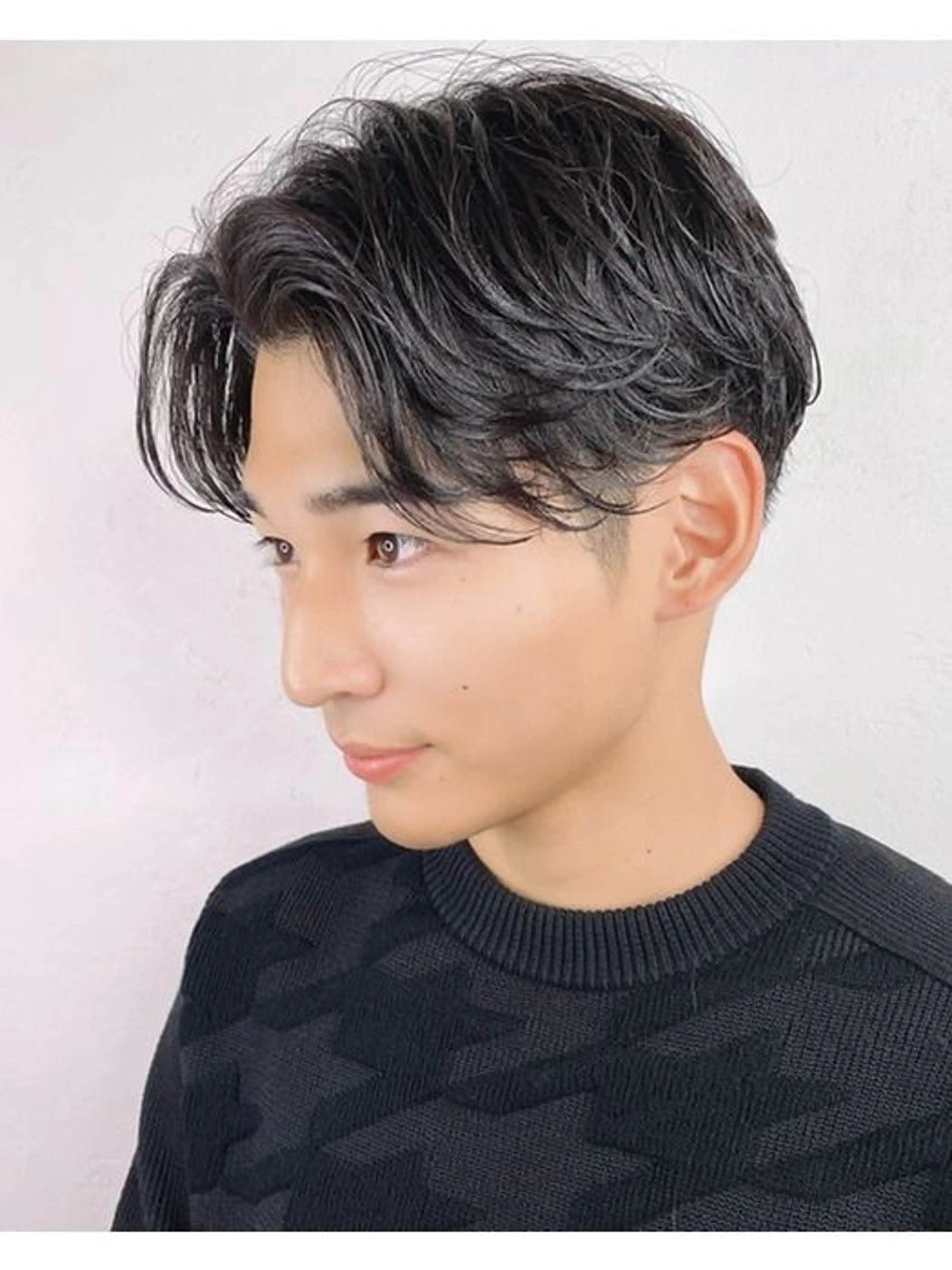 ショート メンズ センターパート メンズパーマ パーマ 臺 佳連のヘアスタイル