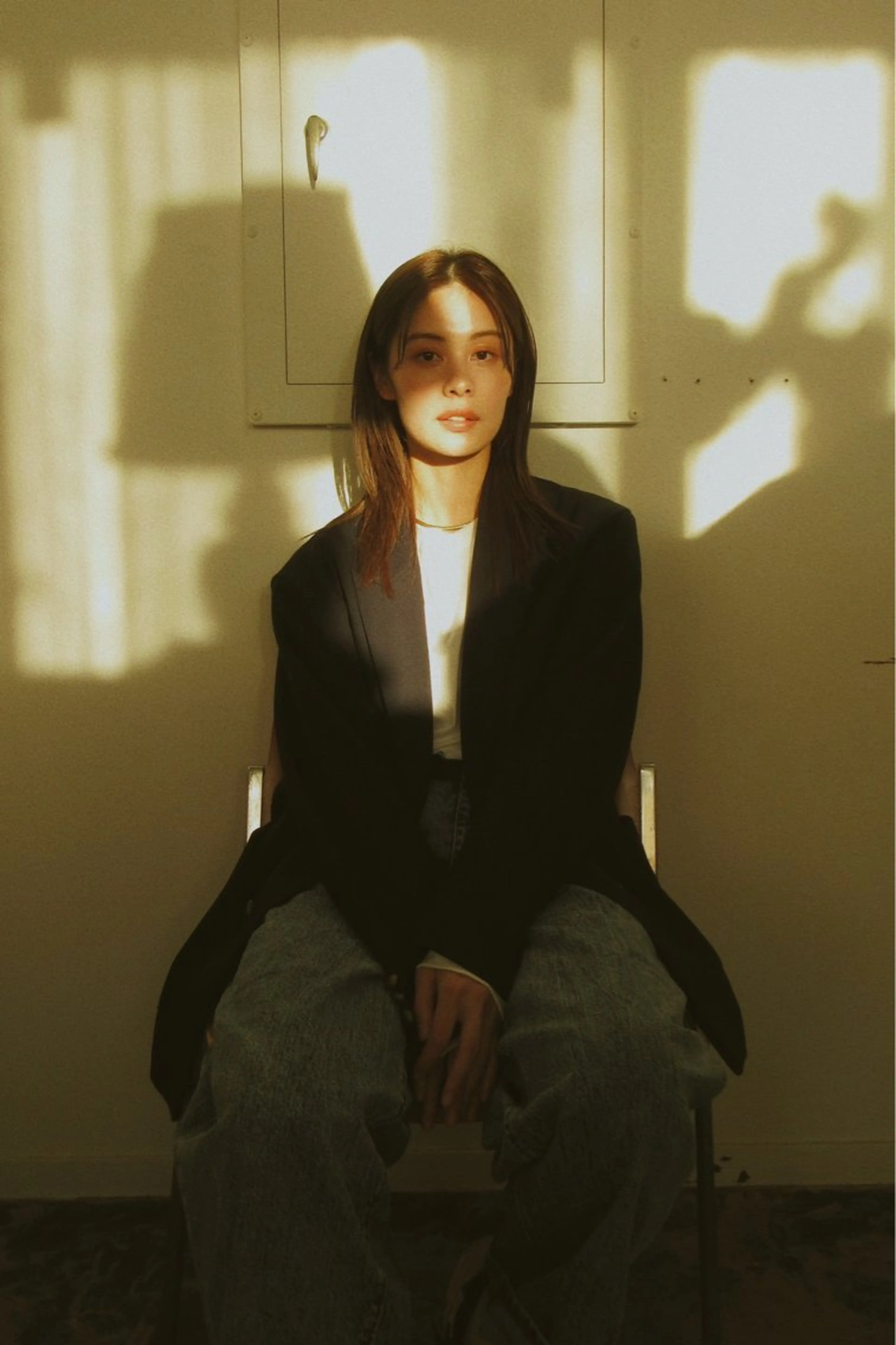 ミディアム カラー アディクシーカラー ブリーチ ケアブリーチ ダブルカラー イヤリングカラー スギヤマ ショウゴのヘアスタイル