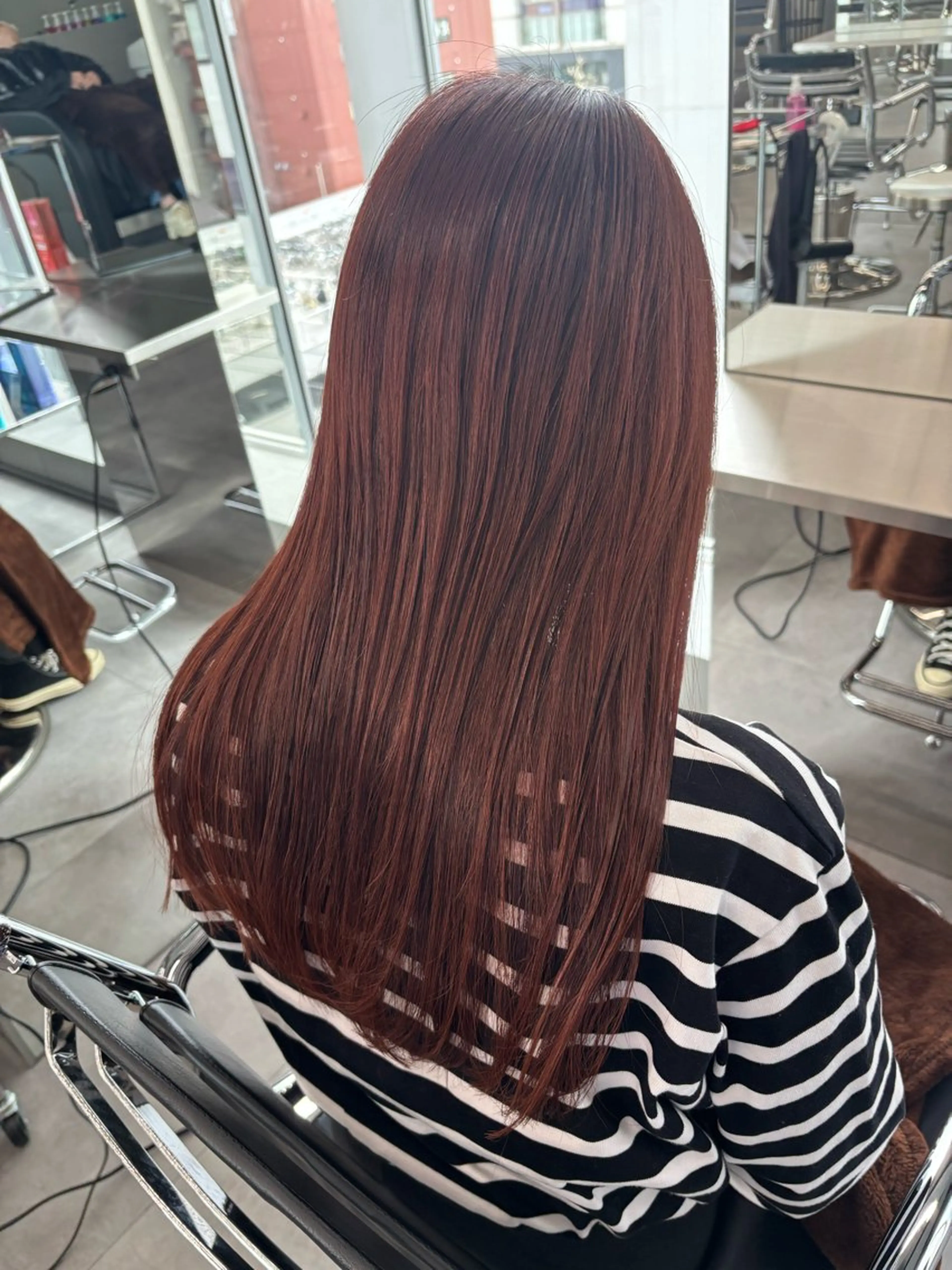 ロング 佐藤 莉子のヘアスタイル
