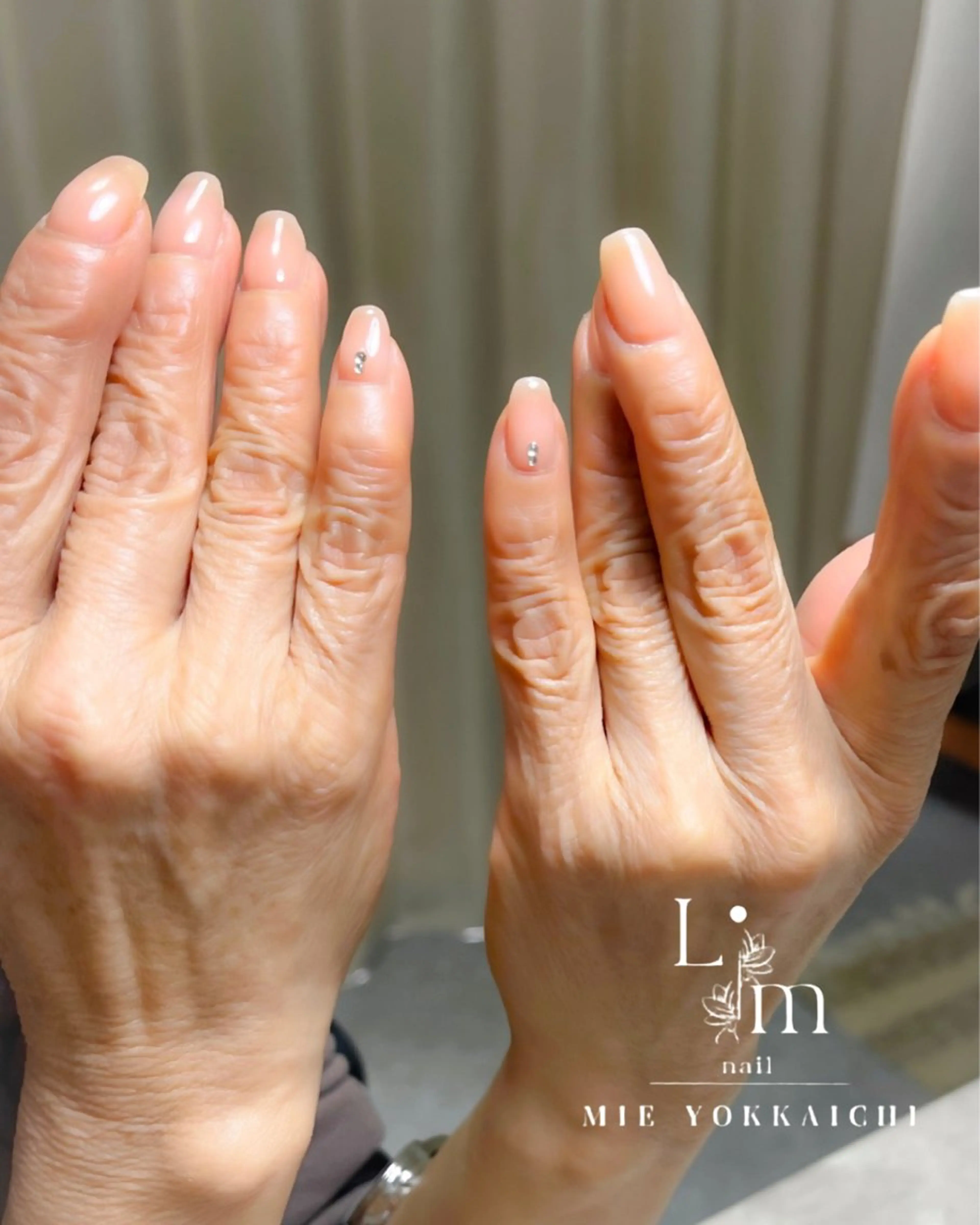 ネイル ストーンネイル Li.m nail リム ネイルのネイルデザイン