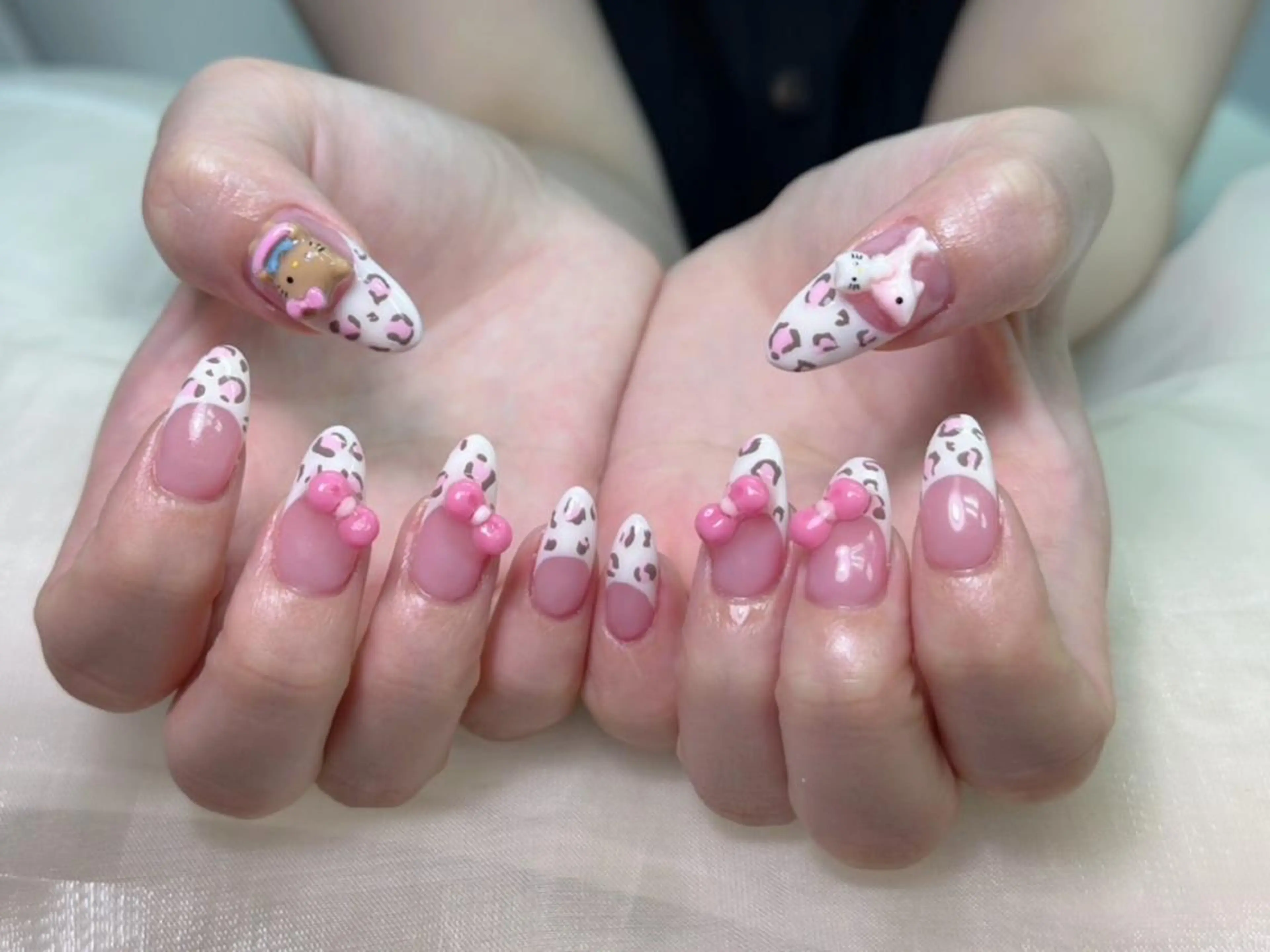 ネイル 💕リリ 🩷のネイルデザイン