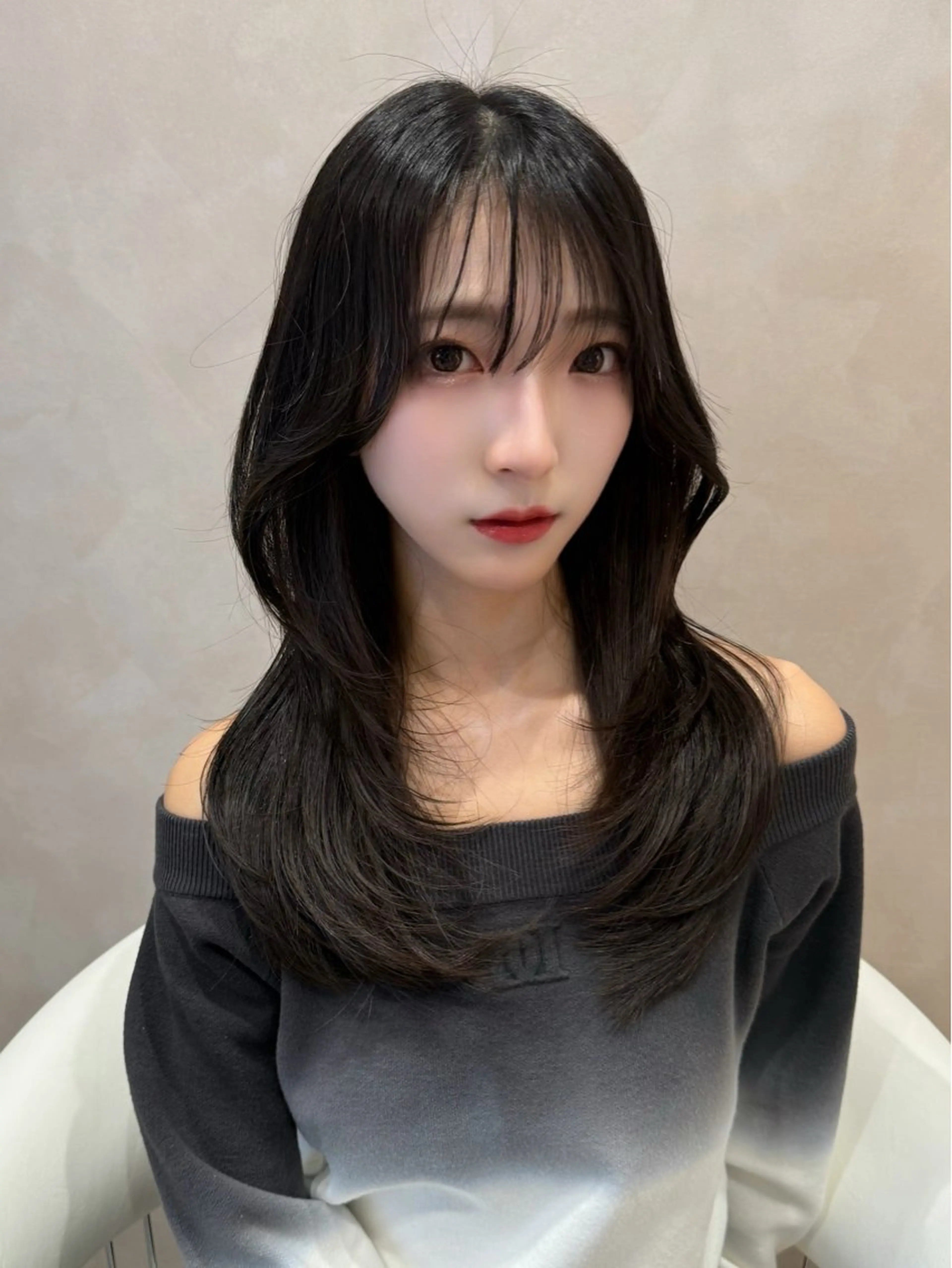 セミロング 顔周りカット タンバルモリ ヨシンモリ 韓国風ヘア レイヤーカット カット ヘアカラー 韓国ヘア/レイヤー/ 前髪/髪質改善/石川のヘアスタイル