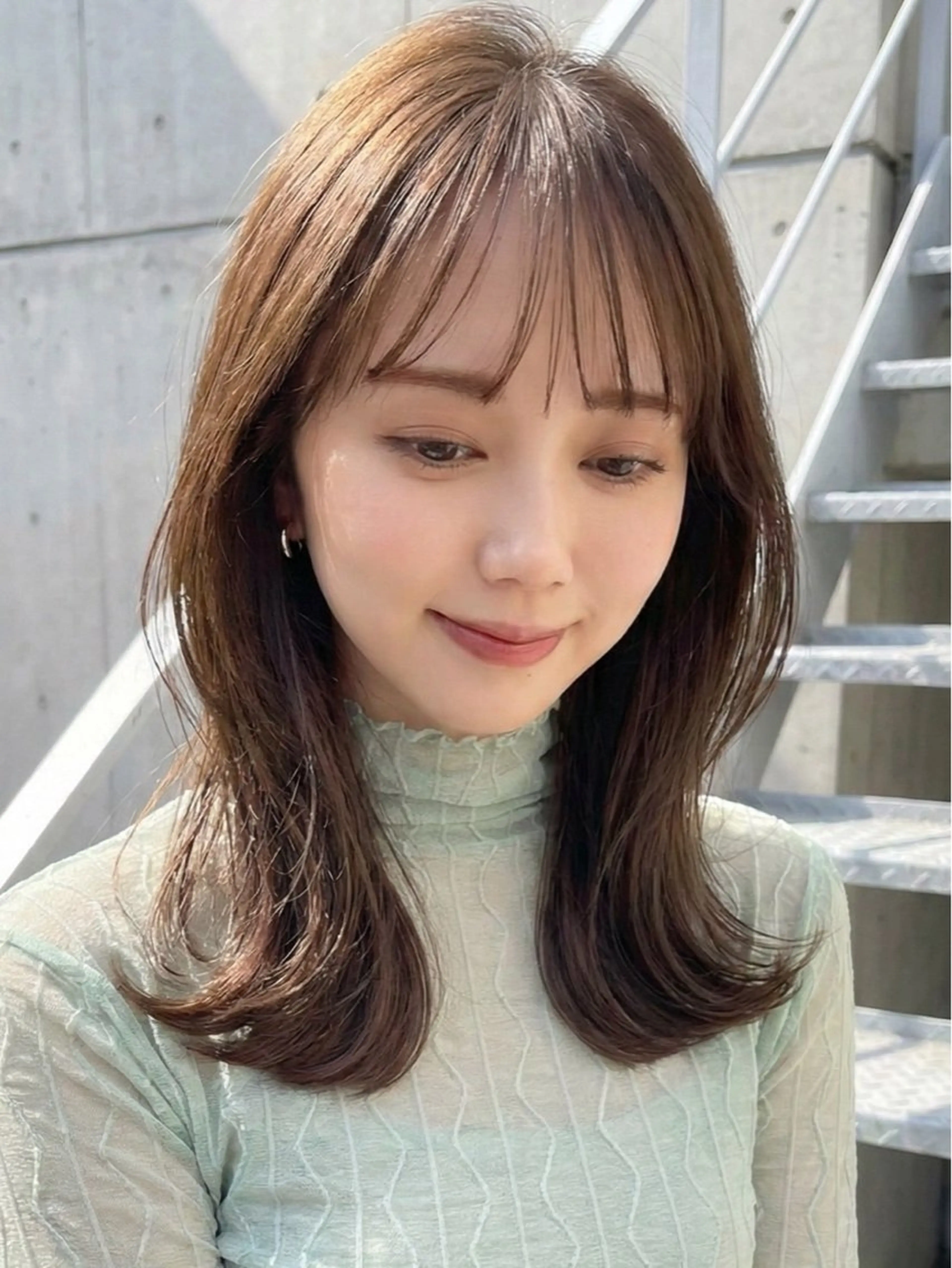 セミロング カラー ヘアカラー トリートメント Rowel ローウェルのヘアスタイル