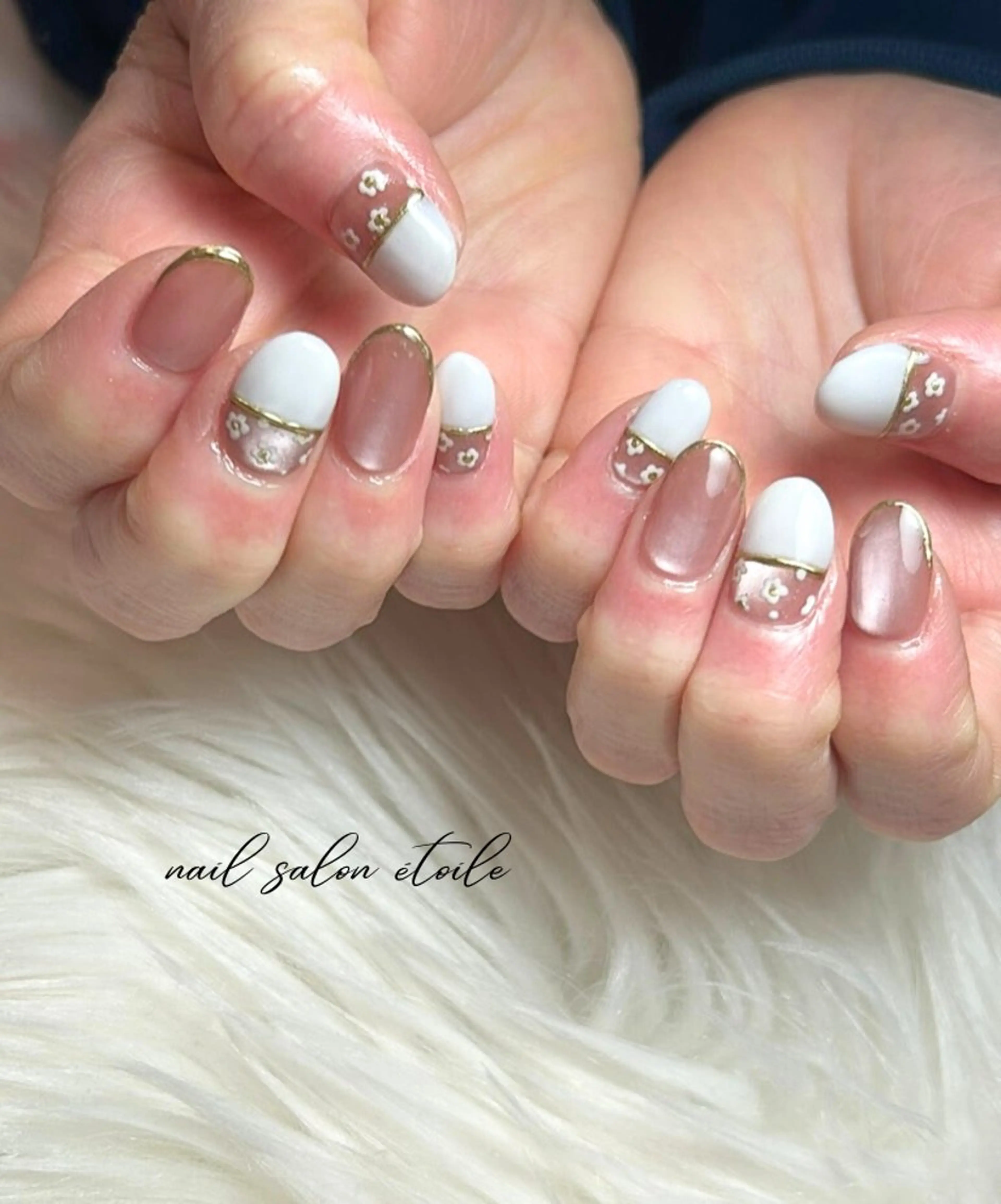 ネイル フラワーネイル マグネットネイル 春ネイル ホワイト ハンドネイル nail salon étoileのネイルデザイン