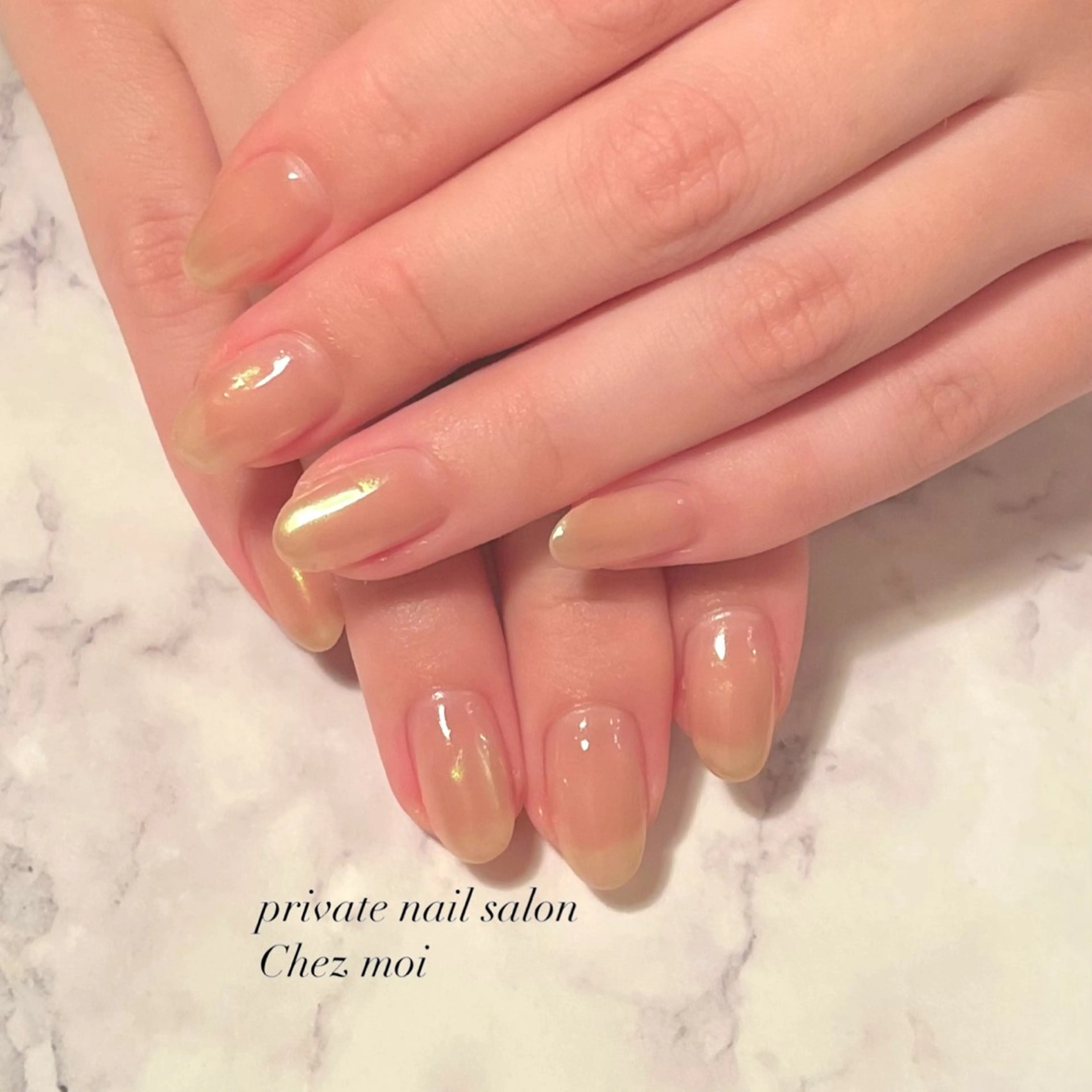 ネイル オーロラネイル ミラーネイル KOMINE TOMOKOのネイルデザイン