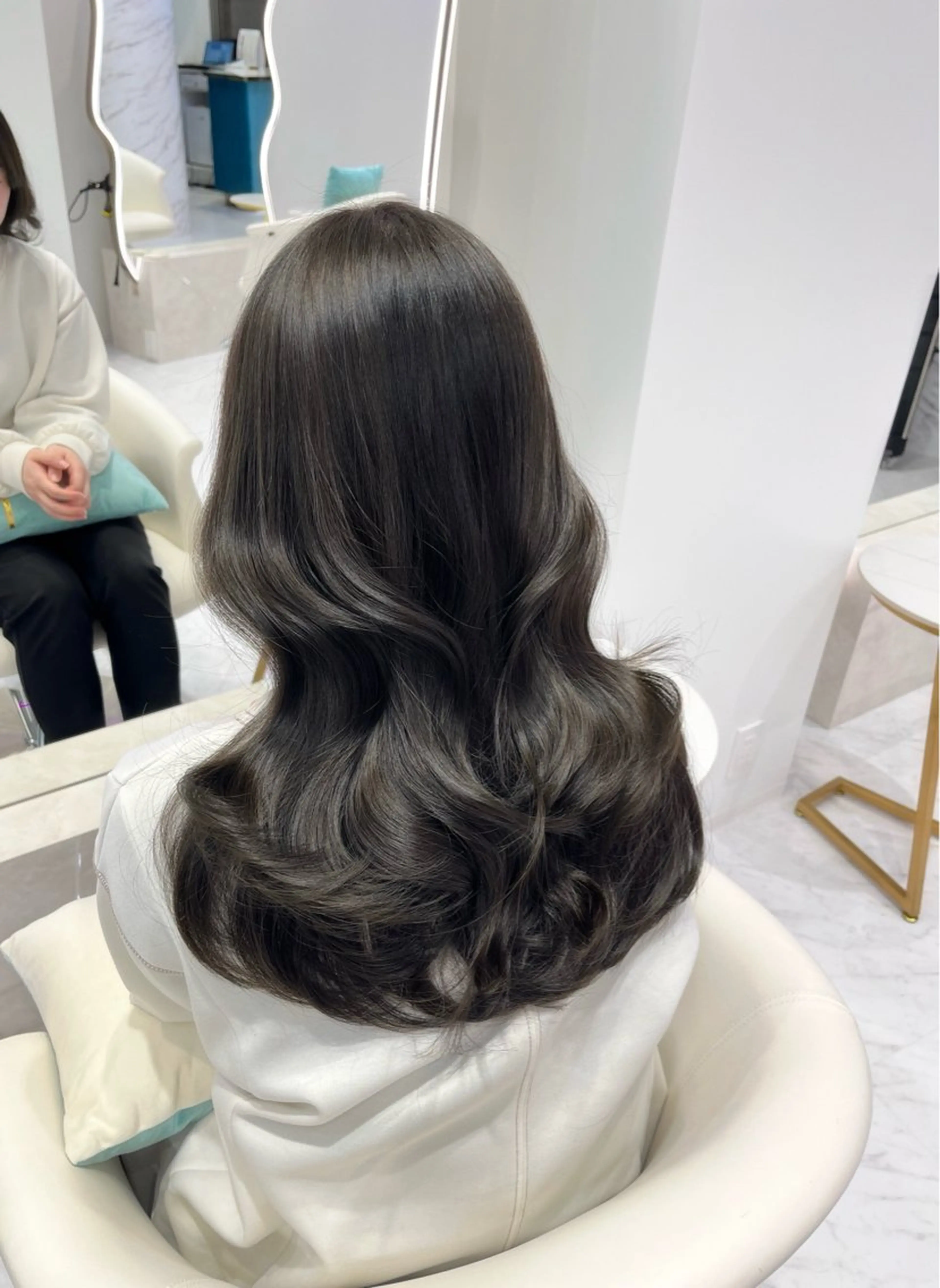 【ミニモ限定価格🍒】韓国前髪・顔周りカット➕うる艶ワンカラー➕カスタムトリートメント🫰🏻🎀の写真