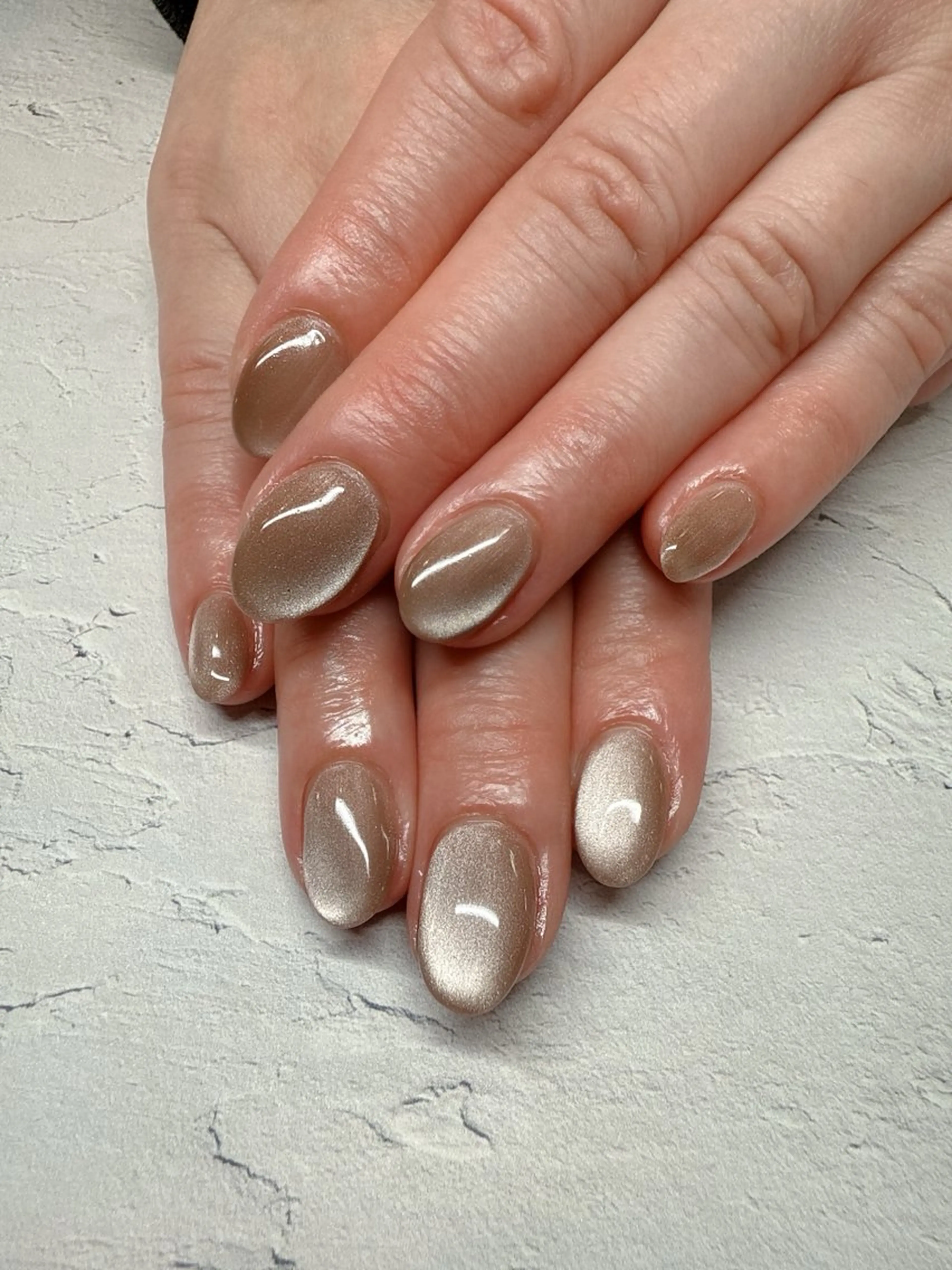 ネイル マグネットネイル ハンドネイル nailist SATO【銀座】のネイルデザイン