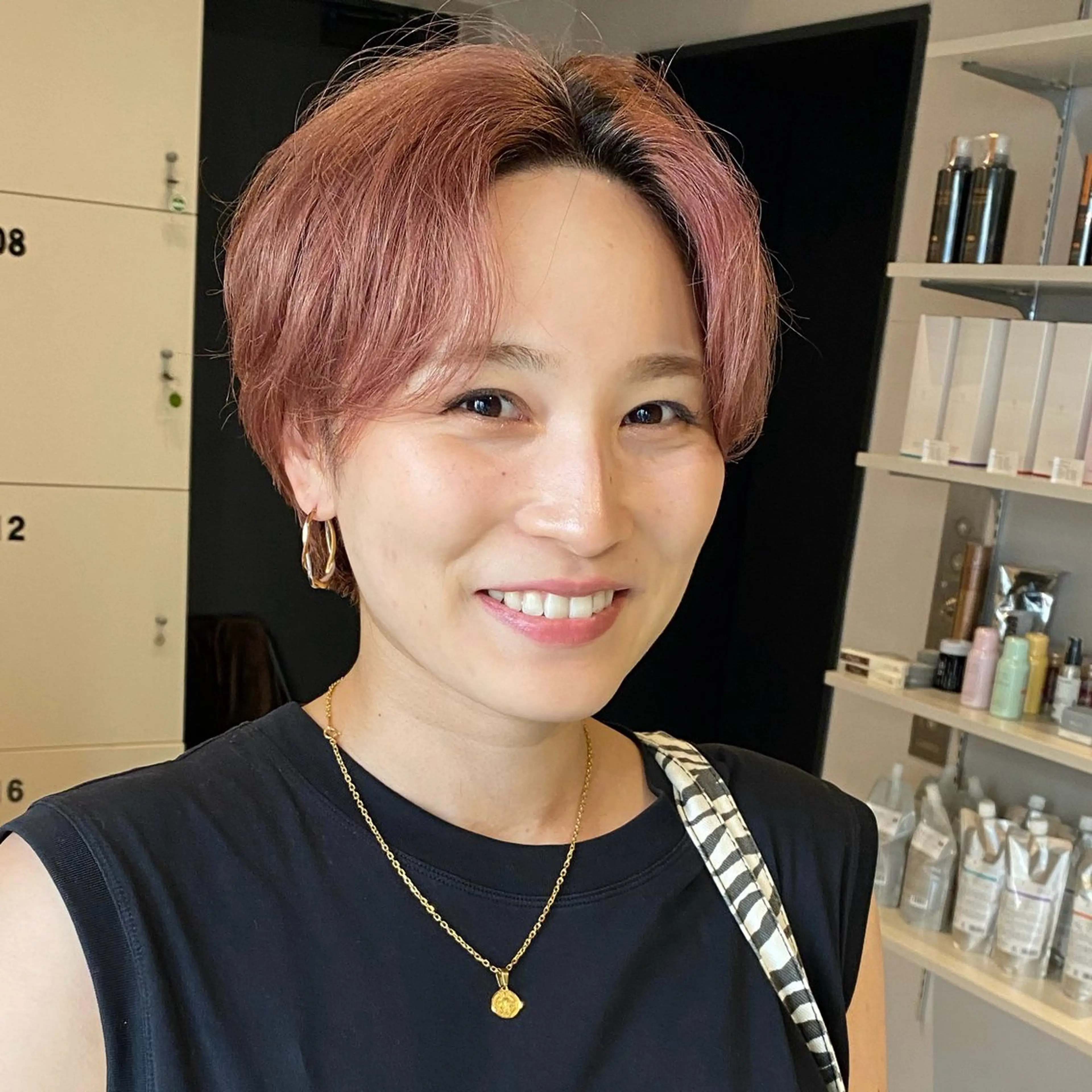 ショート ハイライト 髪質改善 レイヤーカット ショートヘア ショート職人 美容師【KENTA】のヘアスタイル