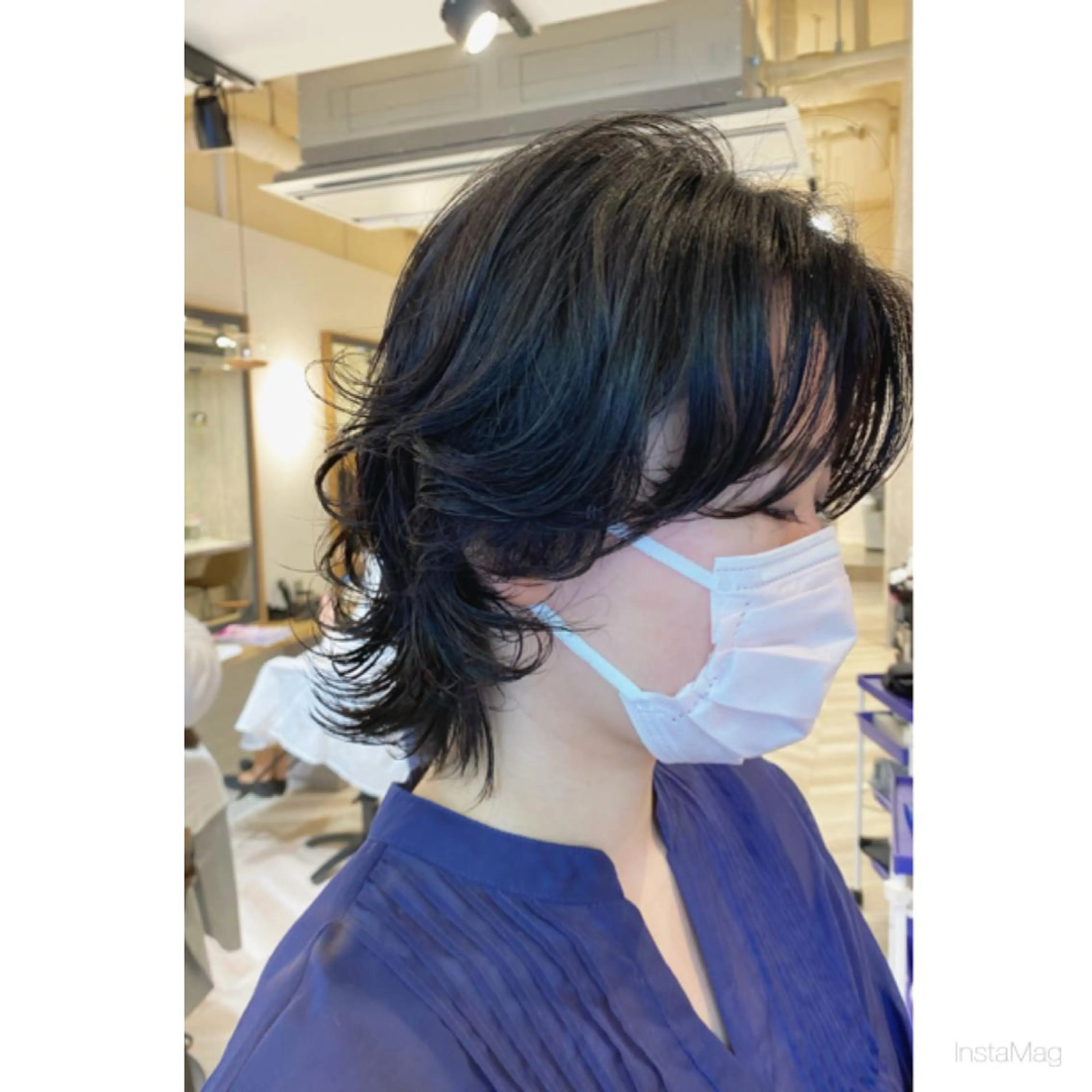 ミディアム パーマ ミディアムパーマ ウルフカット カット パーマ 岩間 香純のヘアスタイル