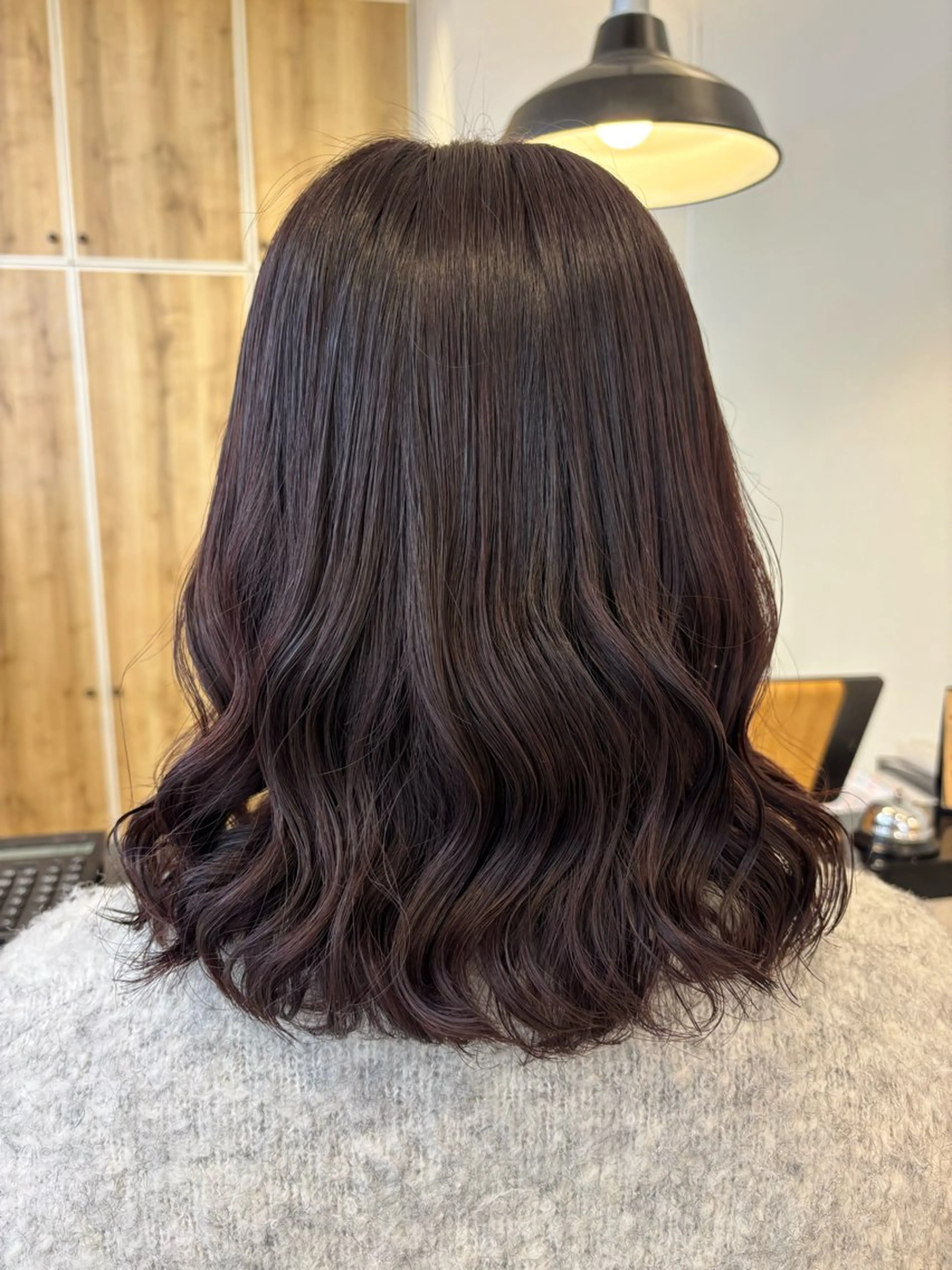 ミディアム パーマ ミディアムパーマ カット パーマ コテ巻き風パーマ✨ かつみのヘアスタイル