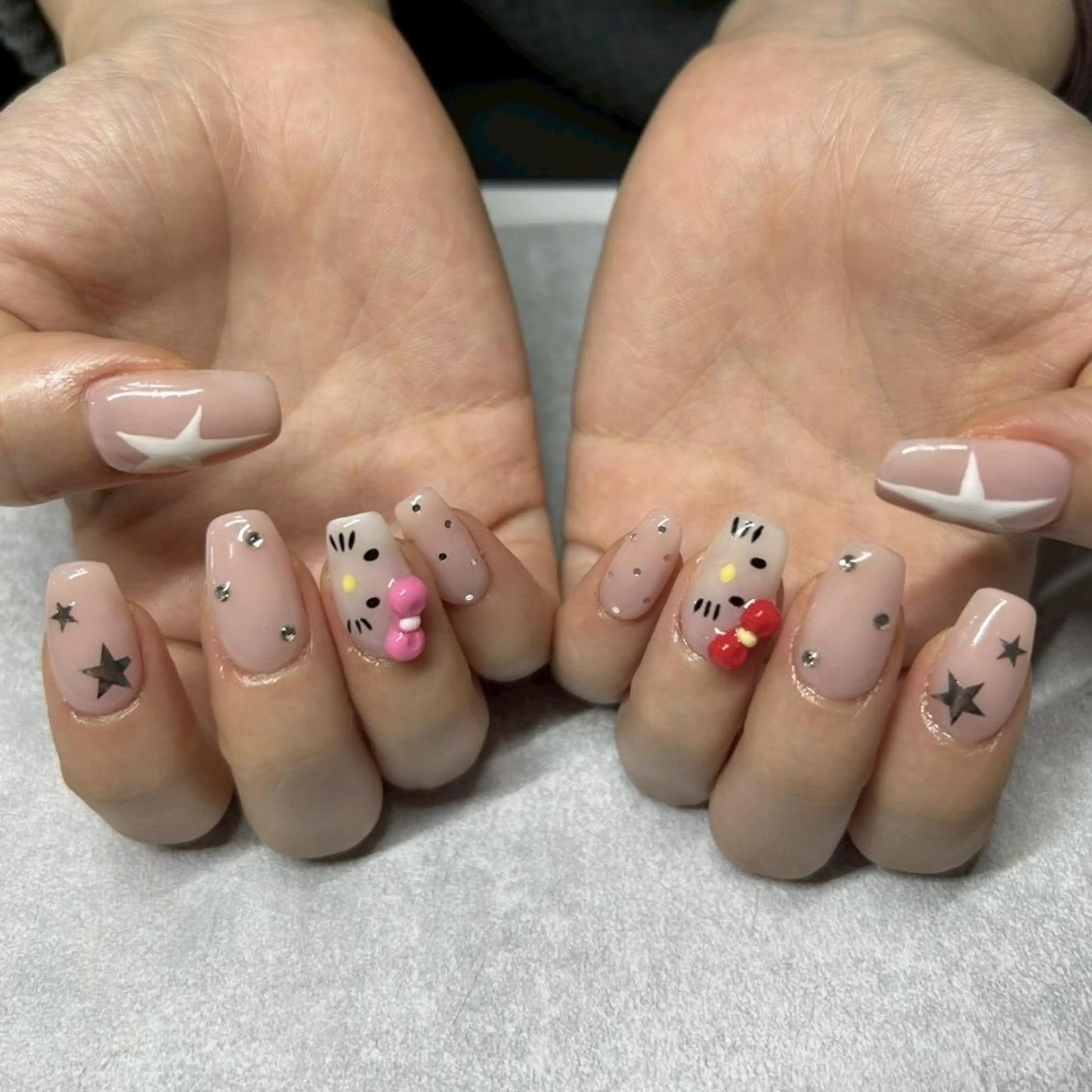 ネイル ハンドネイル +me【プラスミー】 nemのネイルデザイン