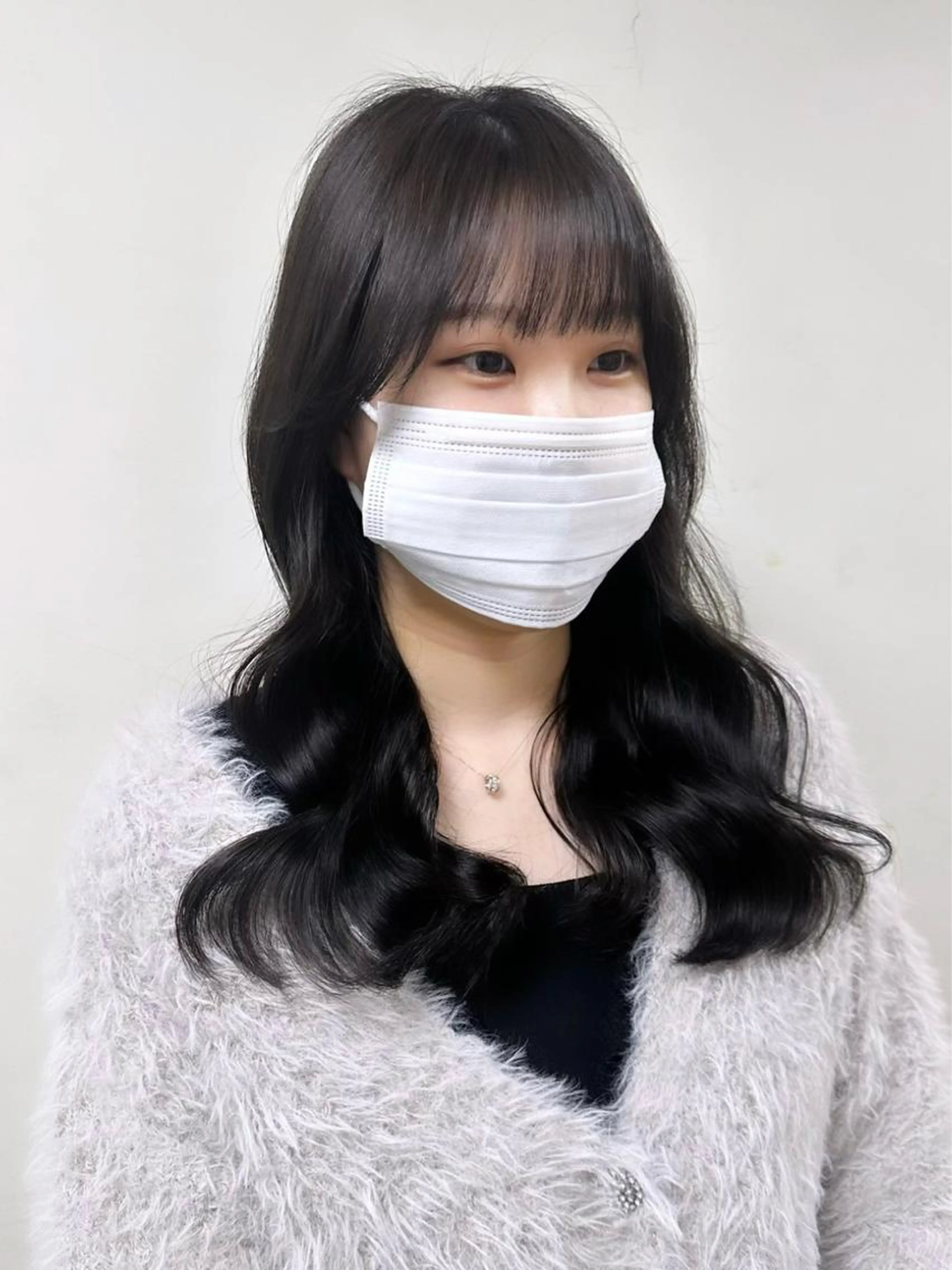 カット+コテ巻き風/韓国風 無重力パーマ+艶カラー〖ダメージレスコース✨〗の写真