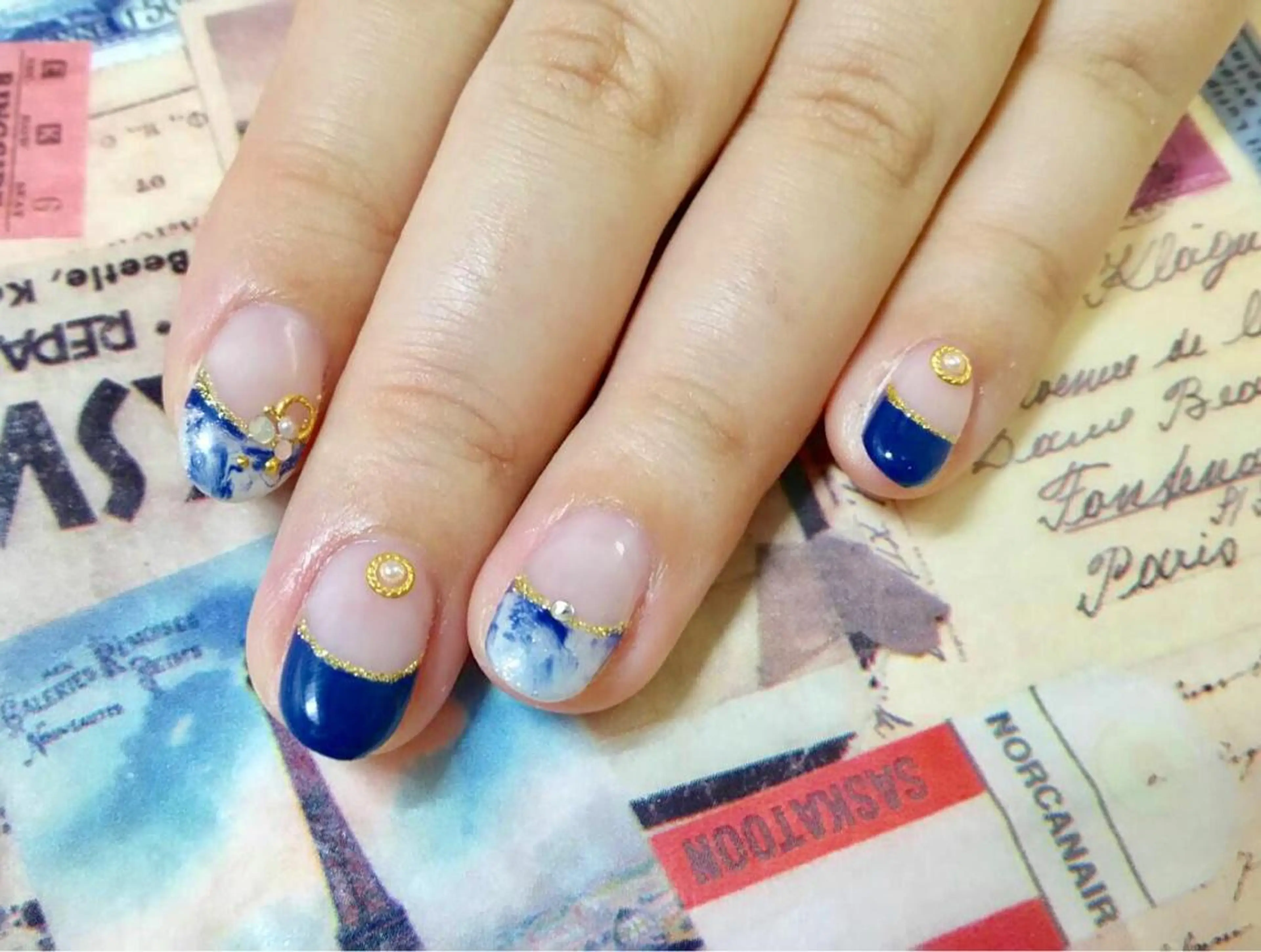 ネイル 持ち込み ストーンネイル Nail lieNのネイルデザイン