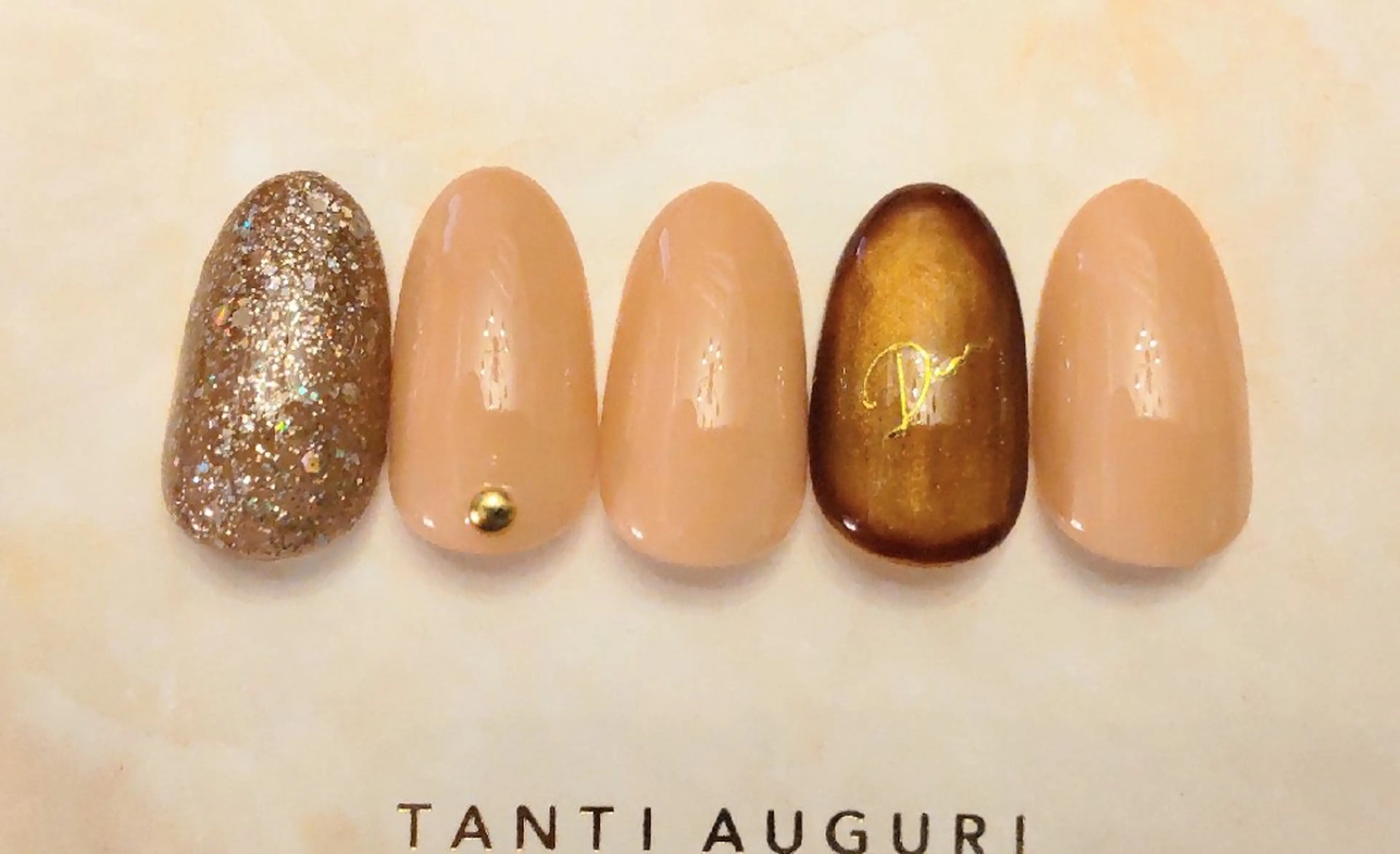 ネイル Éva nail MARIのネイルデザイン