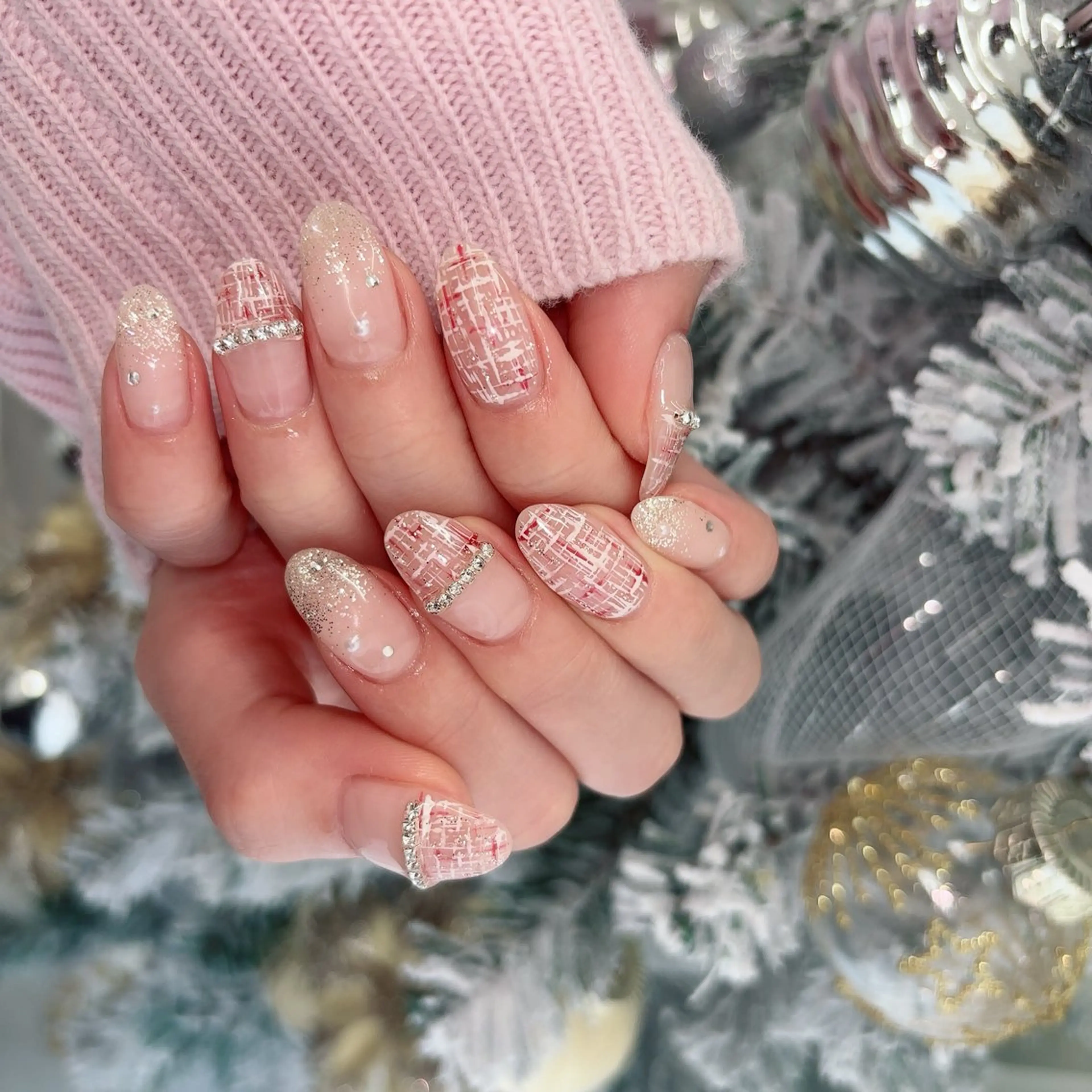 ネイル オーロラネイル フットネイル フレンチネイル ガラスフレンチ 氷ネイル・うるうるネイル Lance nailのネイルデザイン