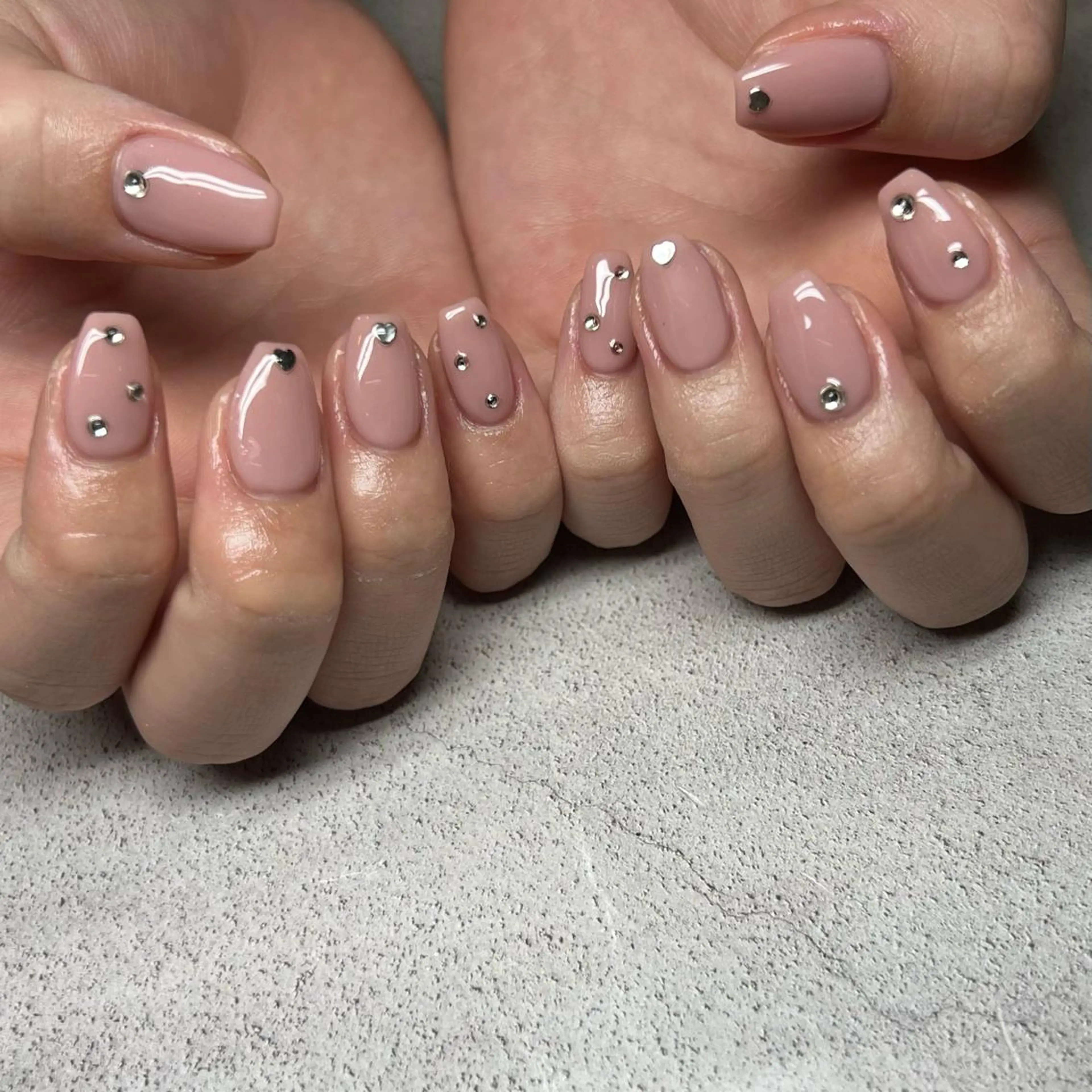 ネイル ワンカラーネイル ピンク ハンドネイル 𝐫𝐚𝐢 𝐧𝐚𝐢𝐥のネイルデザイン