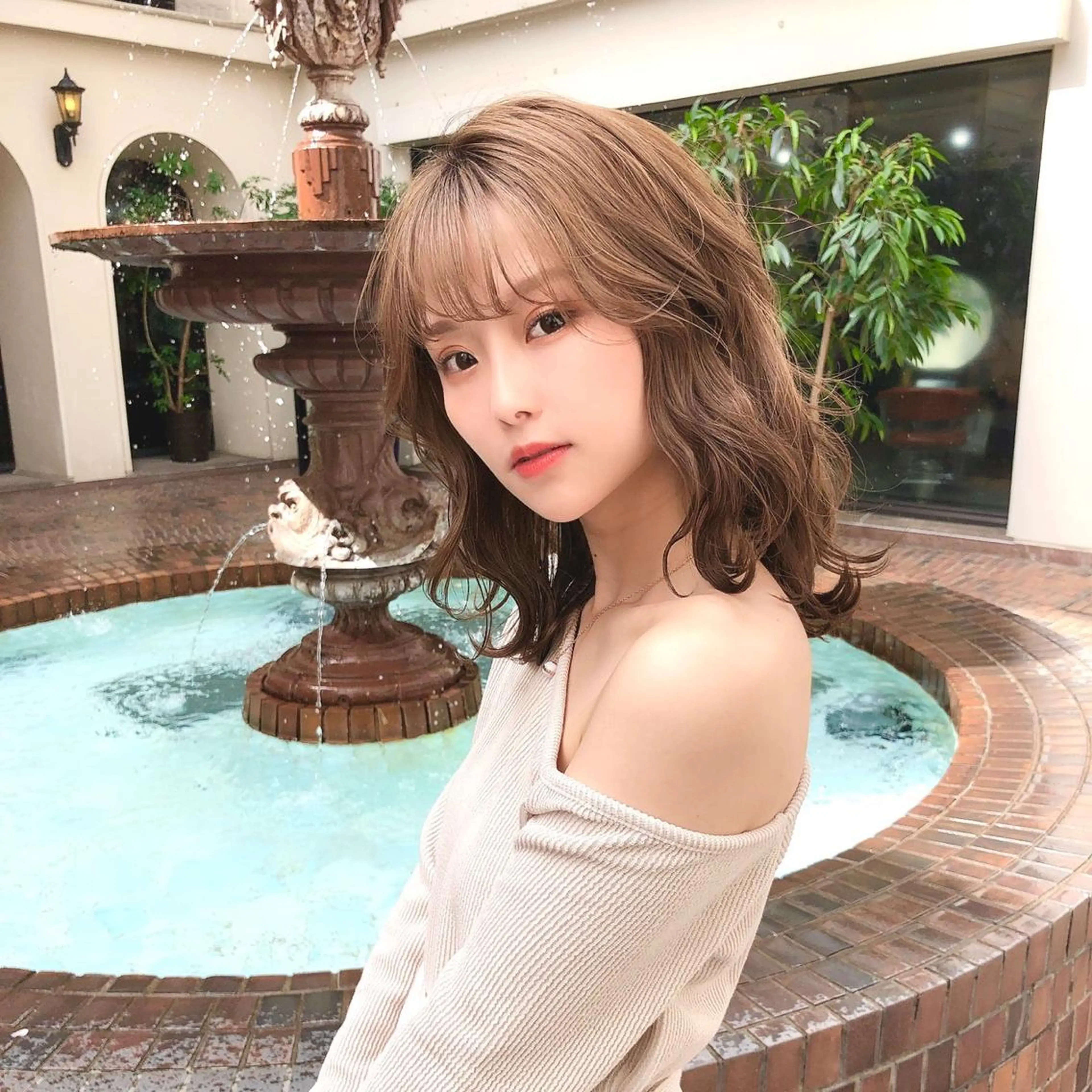 セミロング カラー ブリーチなし✨艶髪 カラー𓃲YAGIのヘアスタイル