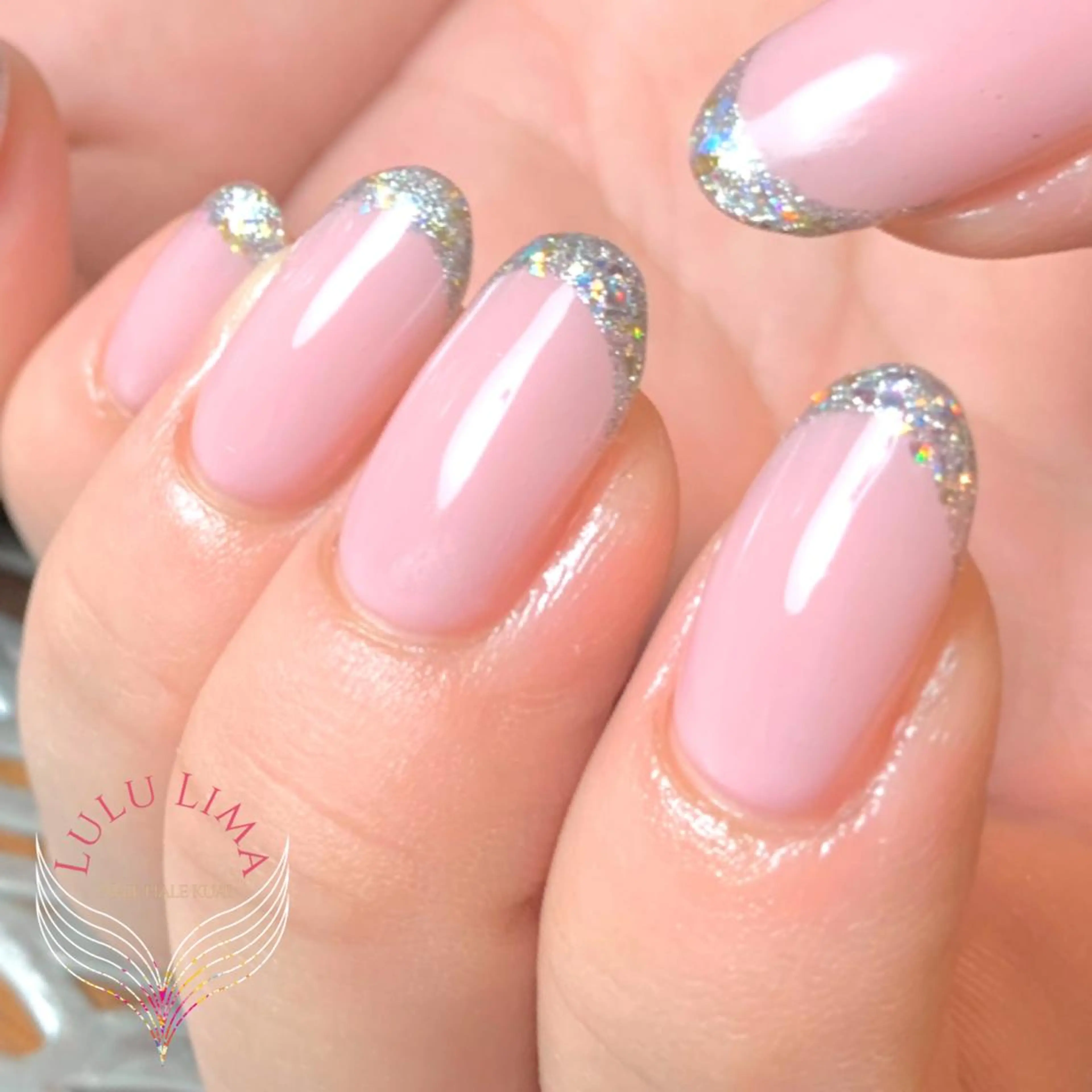 ネイル フレンチネイル ガラスフレンチ ハンドネイル フットネイル ハンドケア LULU LIMAのネイルデザイン