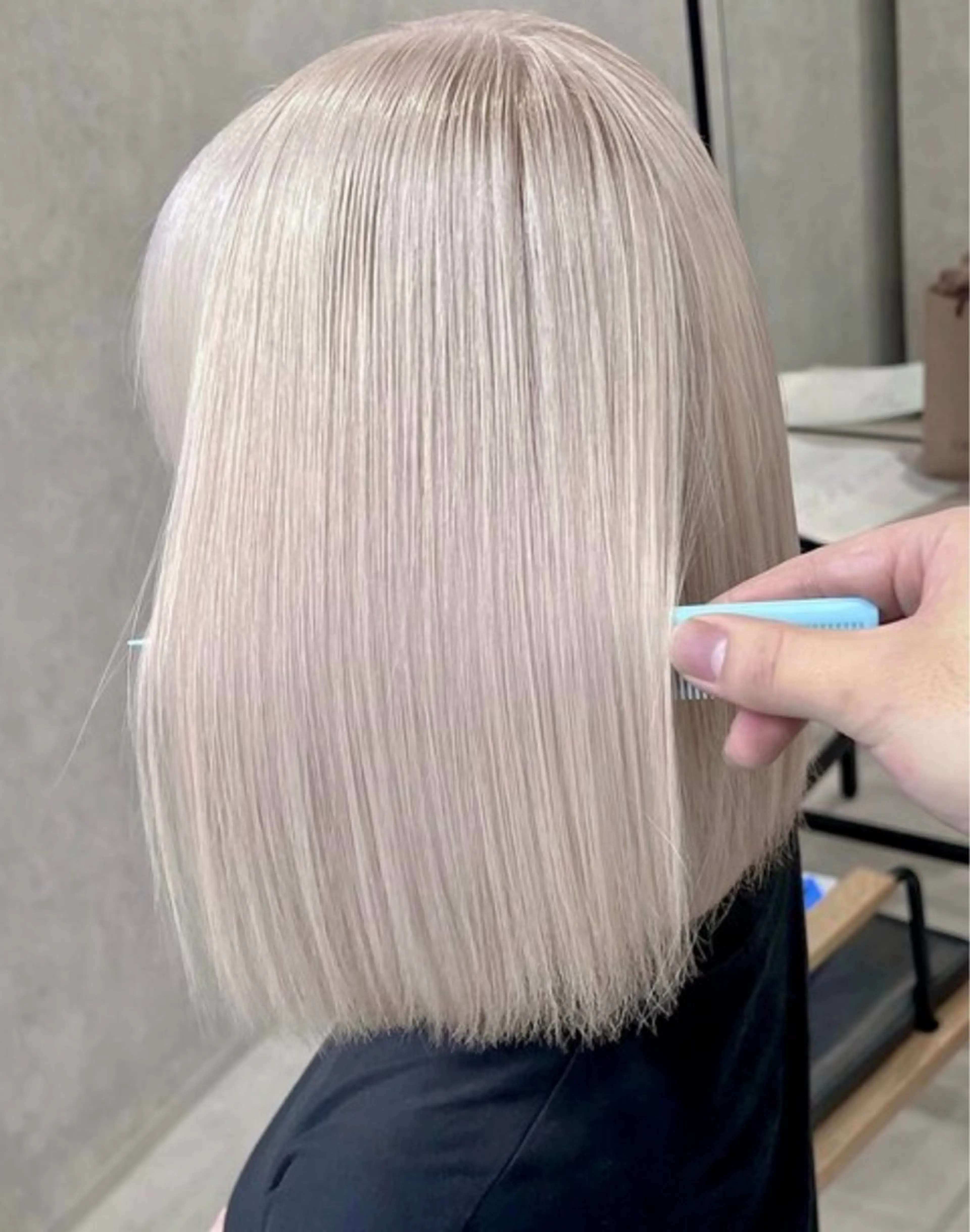 ショート ✨渋谷ハイトーン 功太郎のヘアスタイル