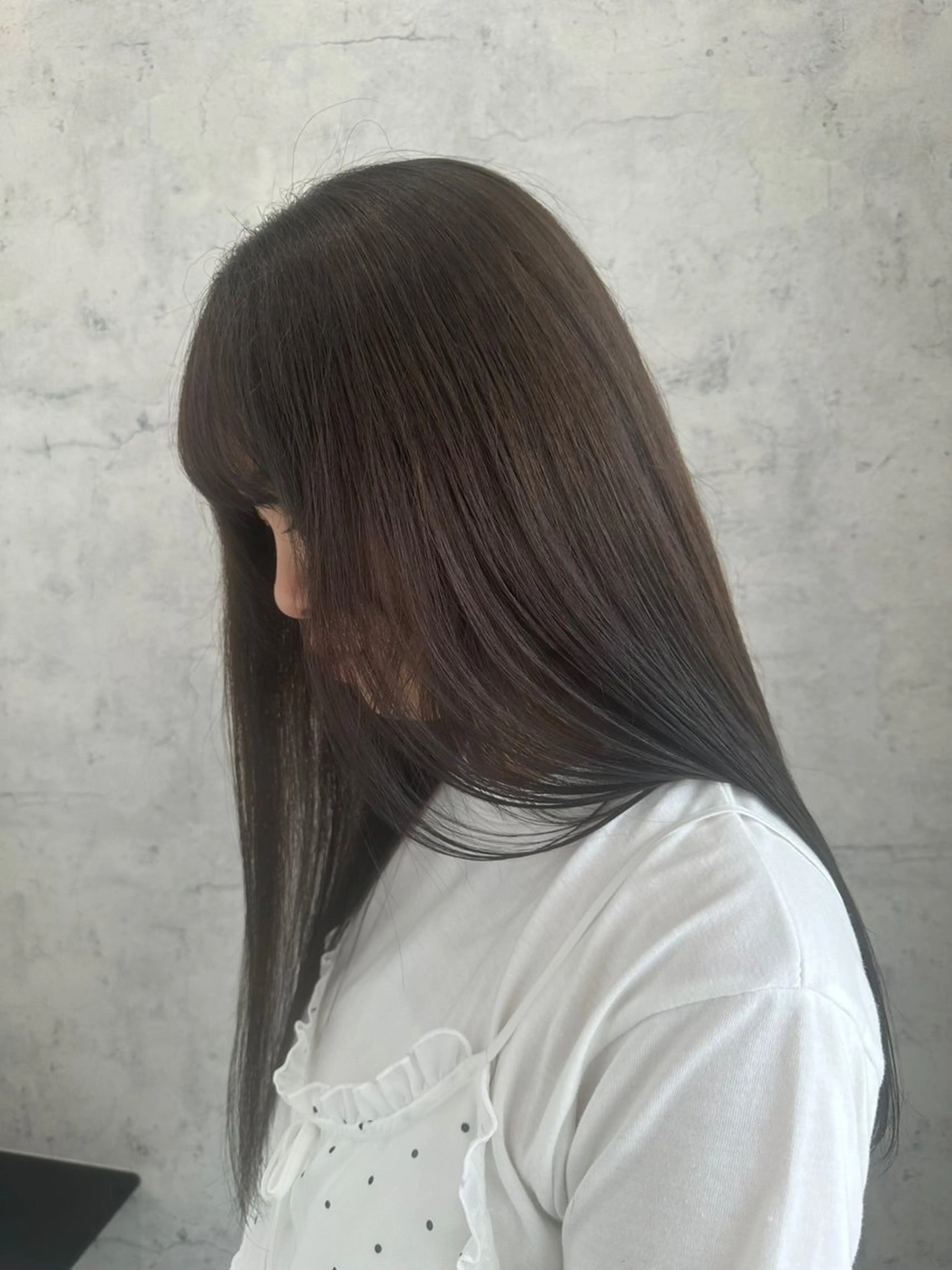 ロング カラー 飯田 冴のヘアスタイル