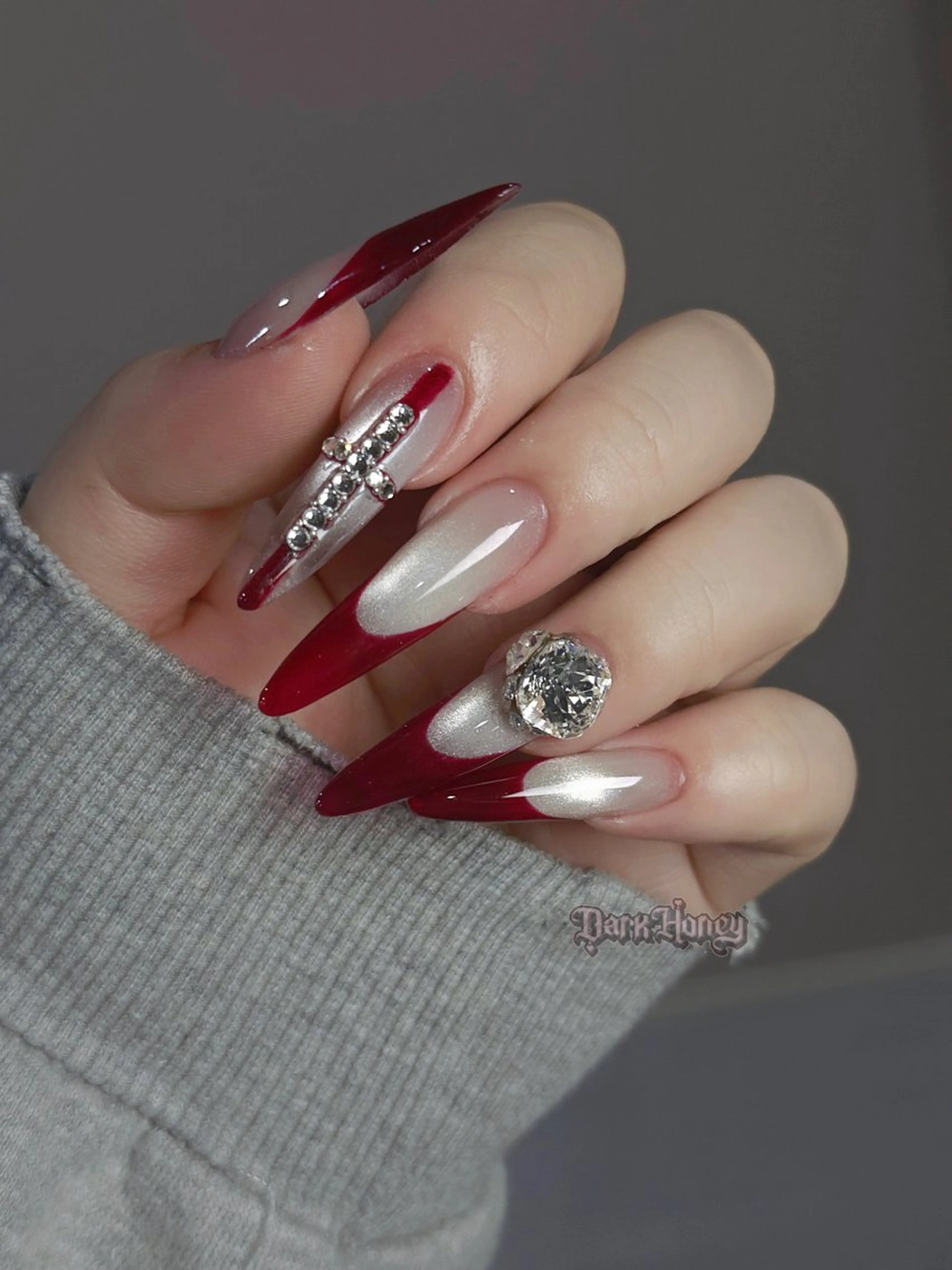 ネイル Dark honey スカルプ専門原宿店のネイルデザイン