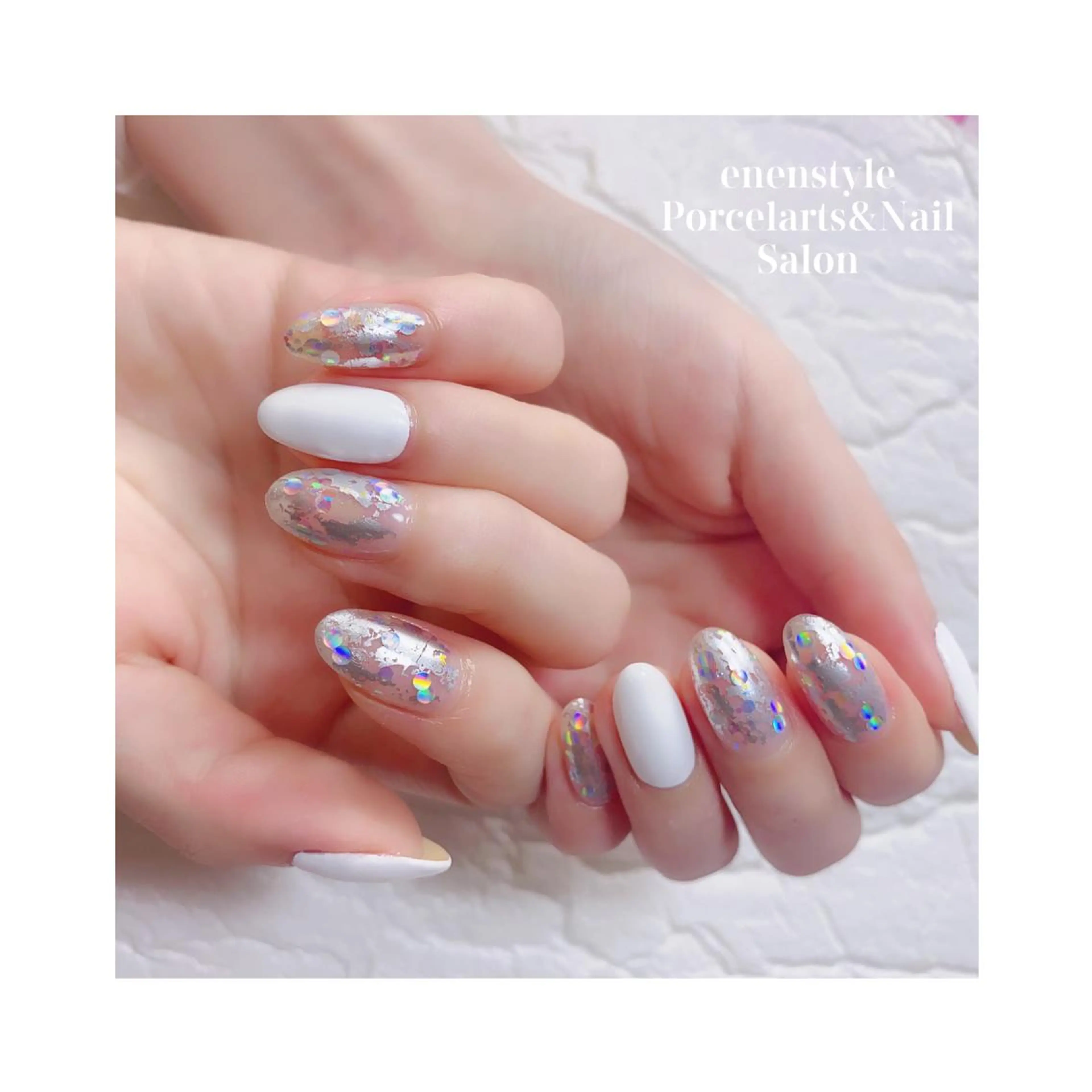 ミディアム ネイル ジェルネイル ニュアンスネイル オフィスネイル ワンカラーネイル パラジェル ハンドネイル 👑enen style👑のネイルデザイン